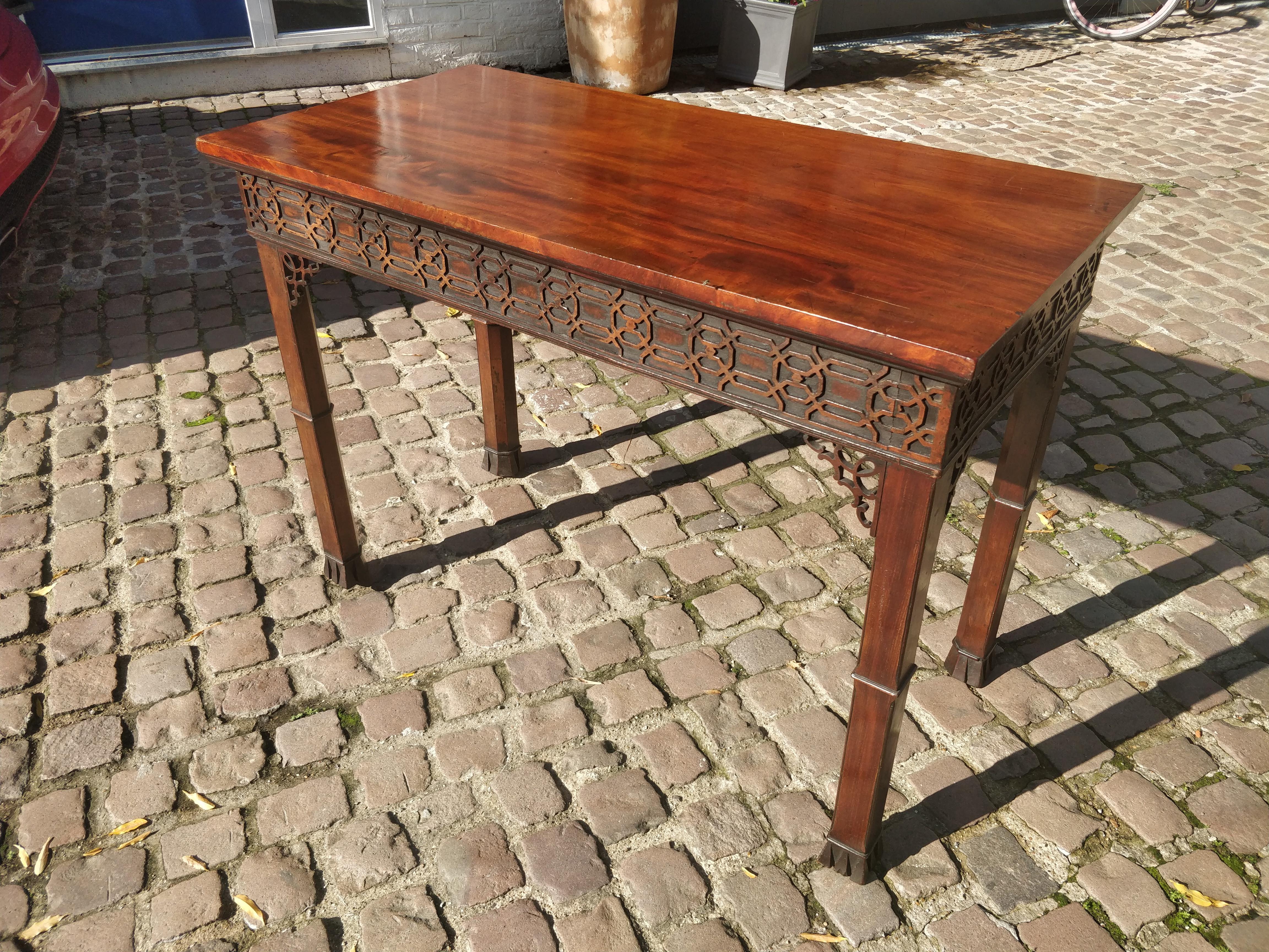 Georgian 18th Century Chippendale Centre or Serving Table 7