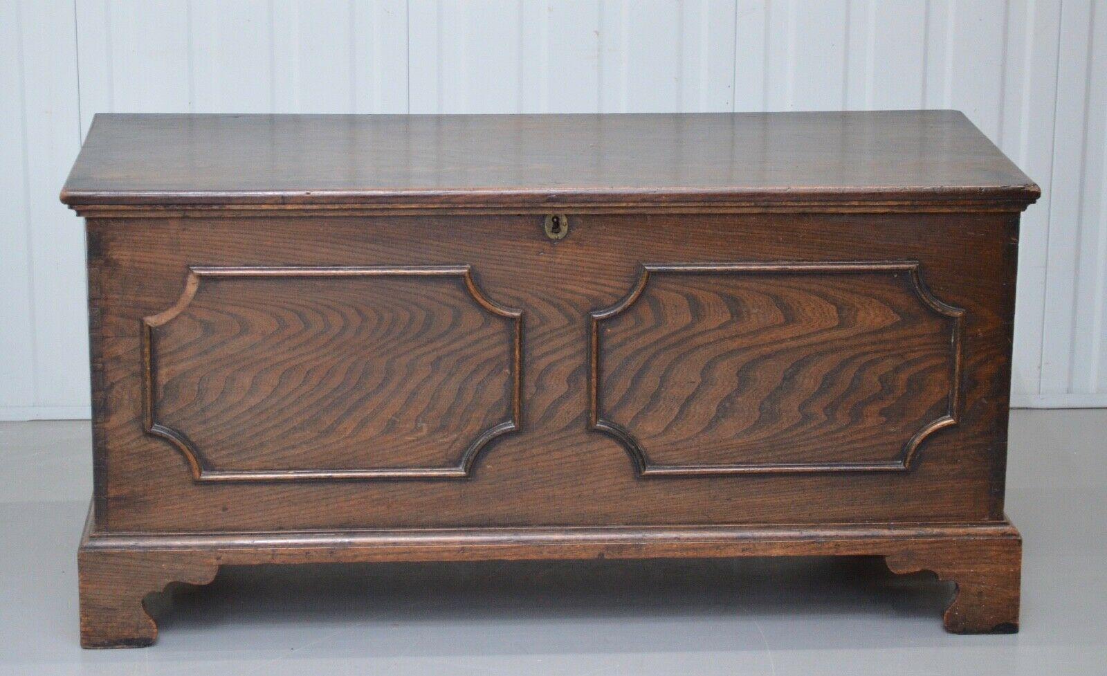 Georgian 18th Century Elm Coffer, Chest, Blanket Box, Trunk with a Hinged Lid For Sale 2