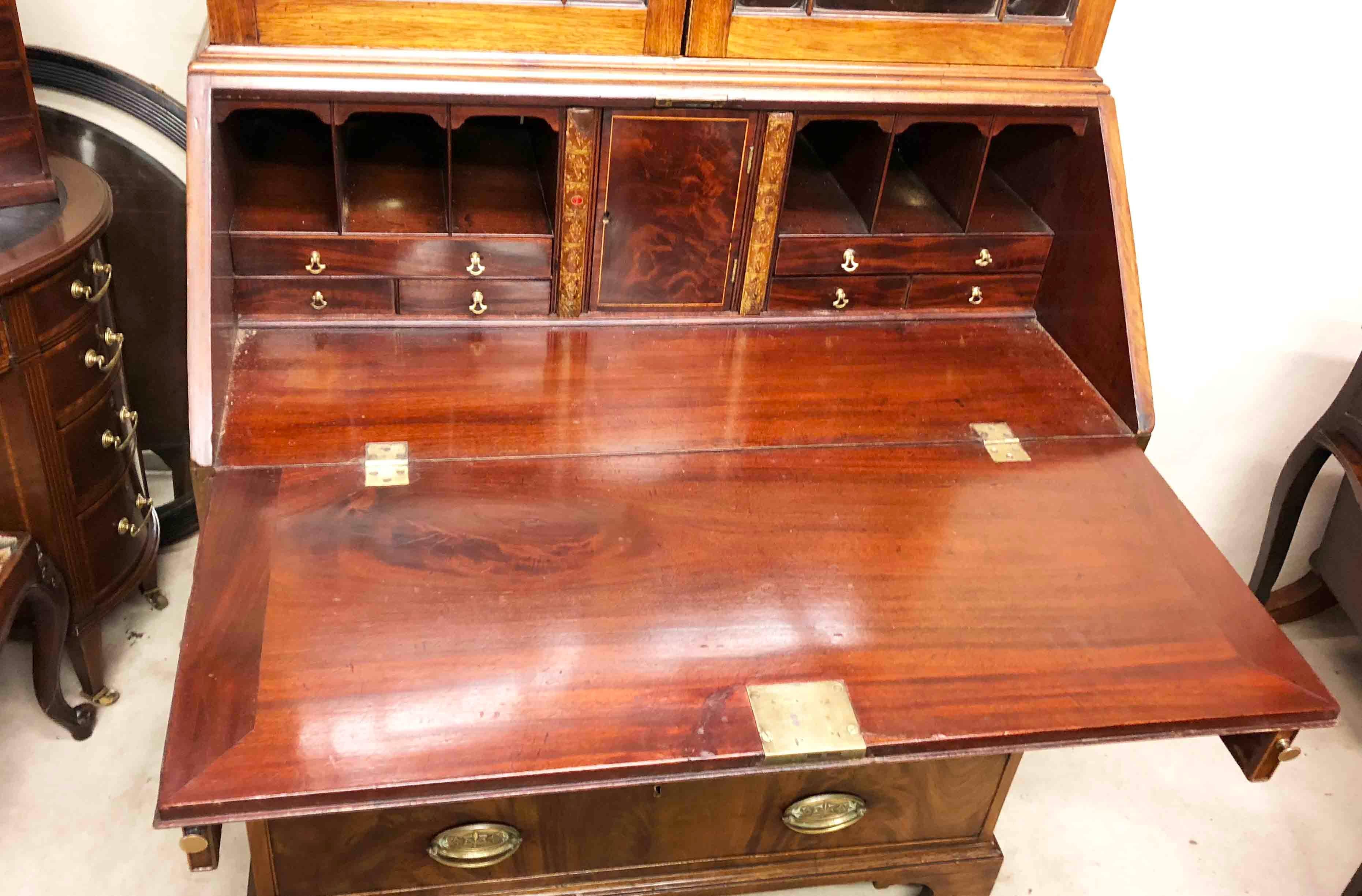 Georgian 18th Century Mahogany Bureau Bookcase Cabinet For Sale 9