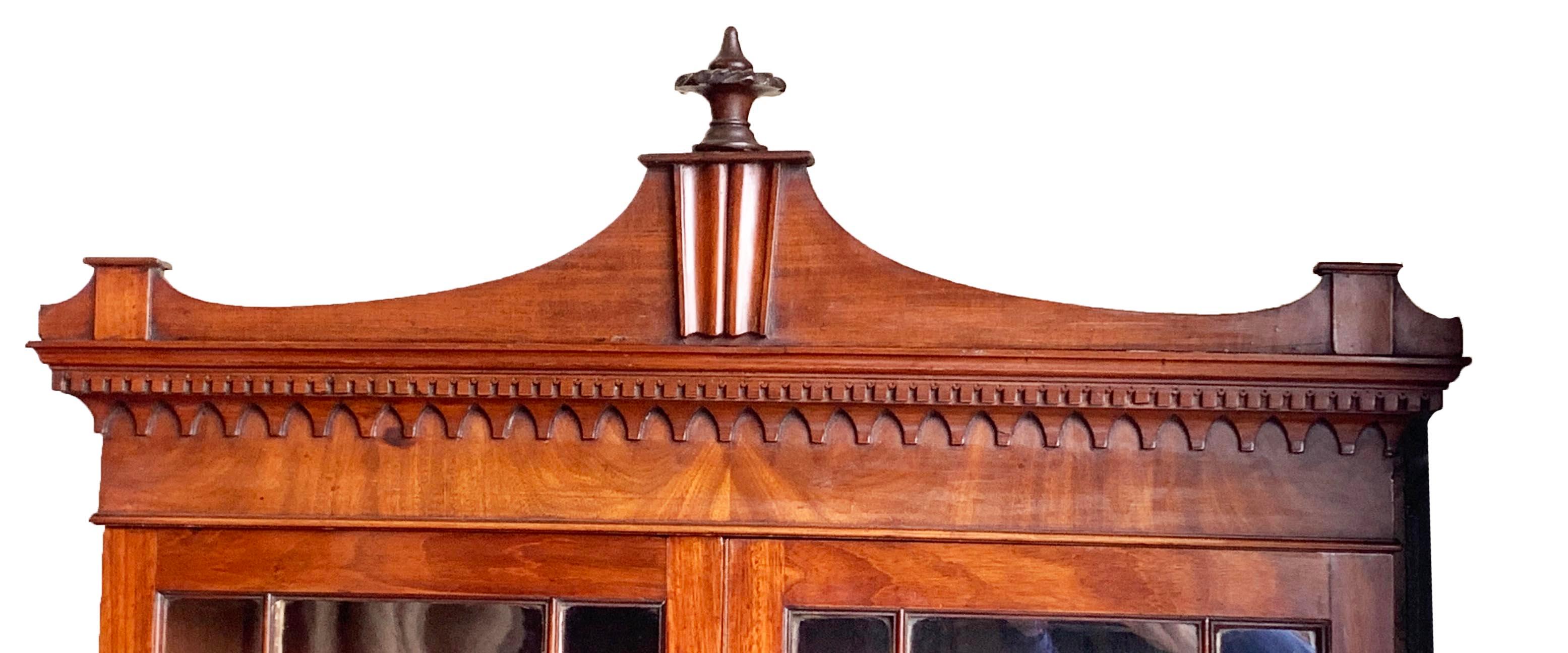 Georgian 18th Century Mahogany Bureau Bookcase Cabinet For Sale 2