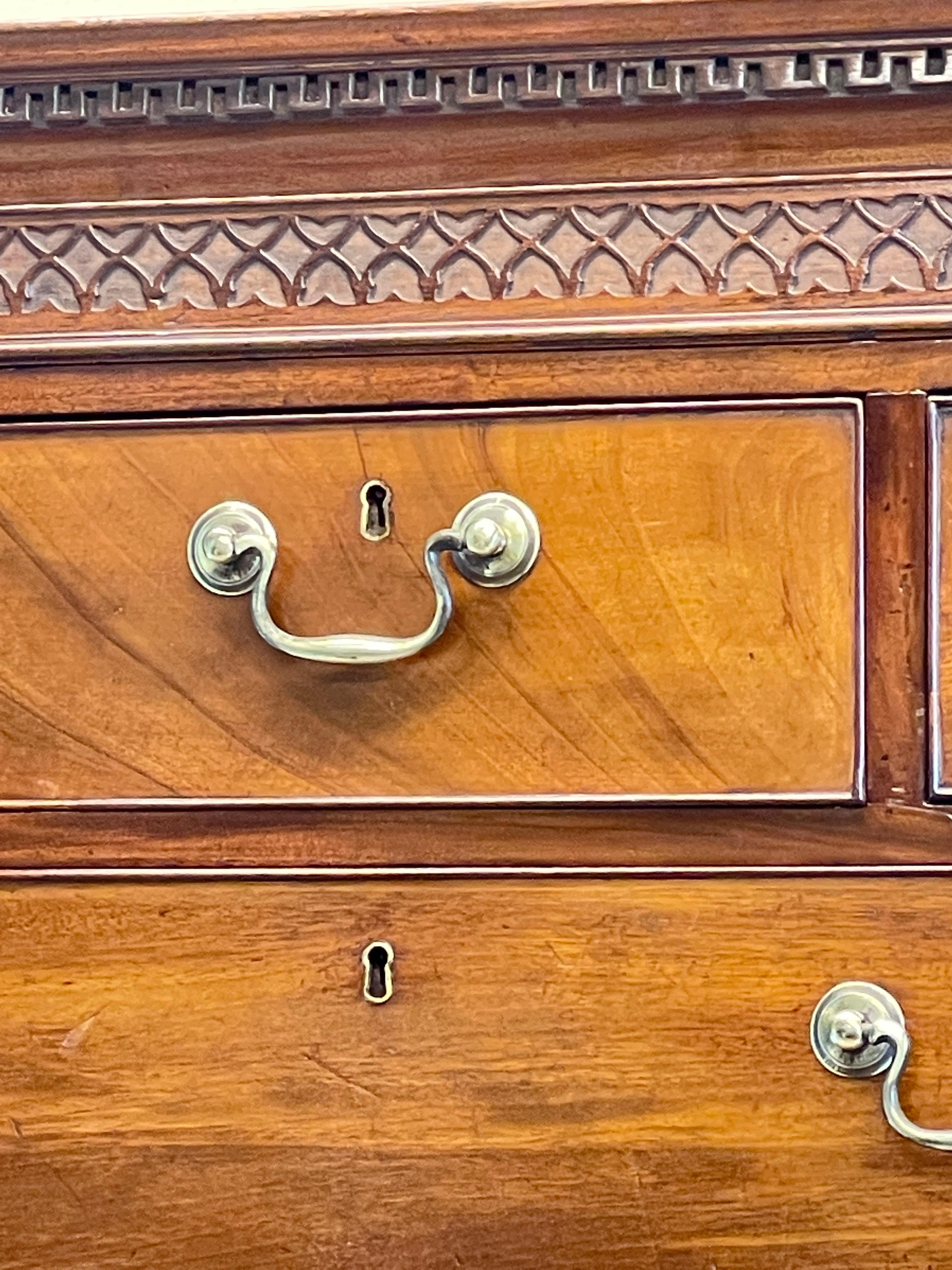 Georgian 18th Century Mahogany Tallboy or Chest on Chest For Sale 4