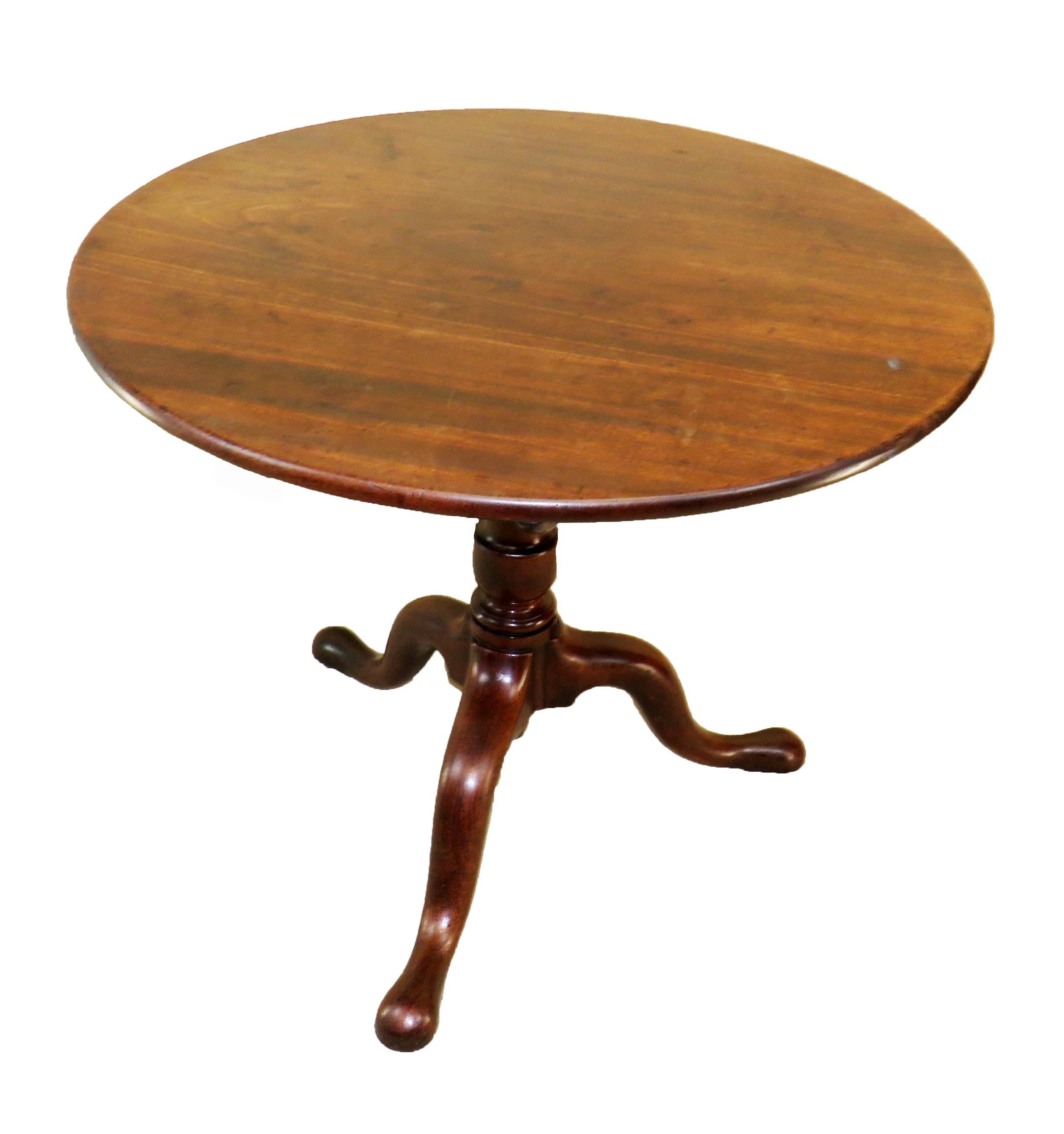 Georgian 18th Century Mahogany Tripod Table For Sale 1