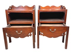 Georgian 18th Century Matched Pair Of Mahogany Bedside Night Tables