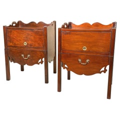 Georgian 18th Century Matched Pair Of Mahogany Bedside Night Tables