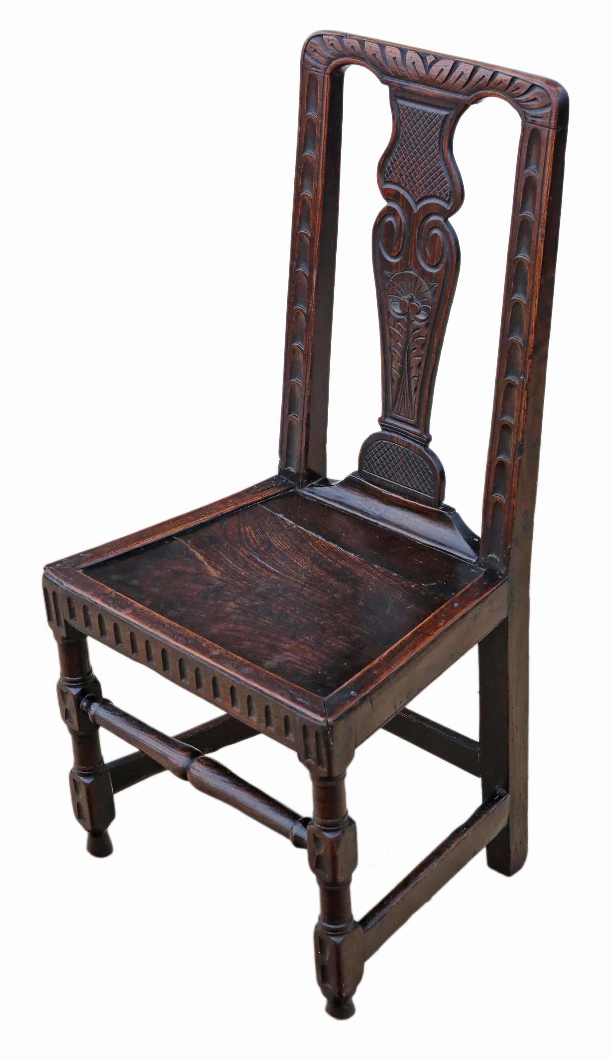 Georgian 18th century oak hall, side or occasional decorative chair.
Solid, heavy and strong with no loose joints.
Overall maximum dimensions:
48 cm W x 47 cm D x 98 cm H (42 cm H seat).
In good antique condition with historic knocks, marks,