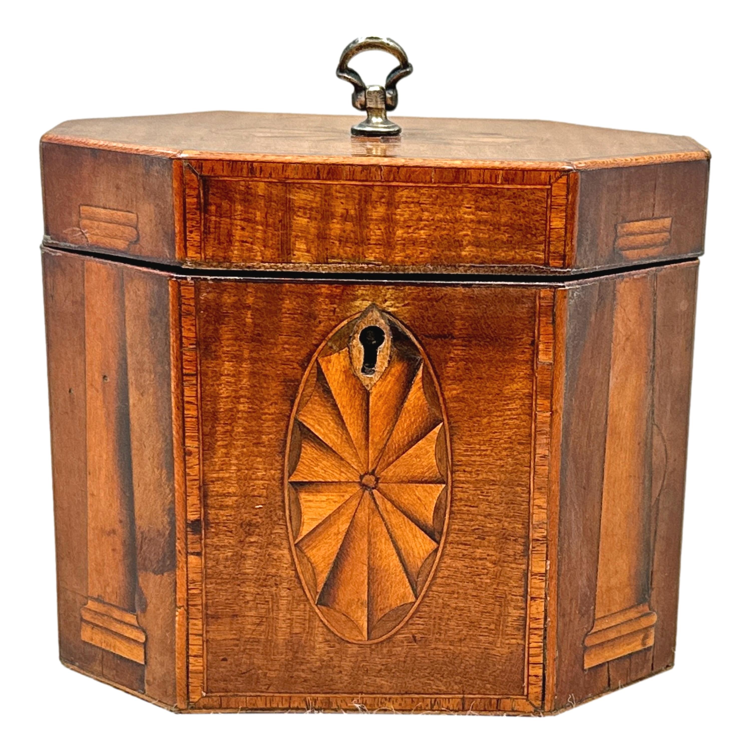 Caja de té octogonal georgiana de caoba del siglo XVIII en venta 4