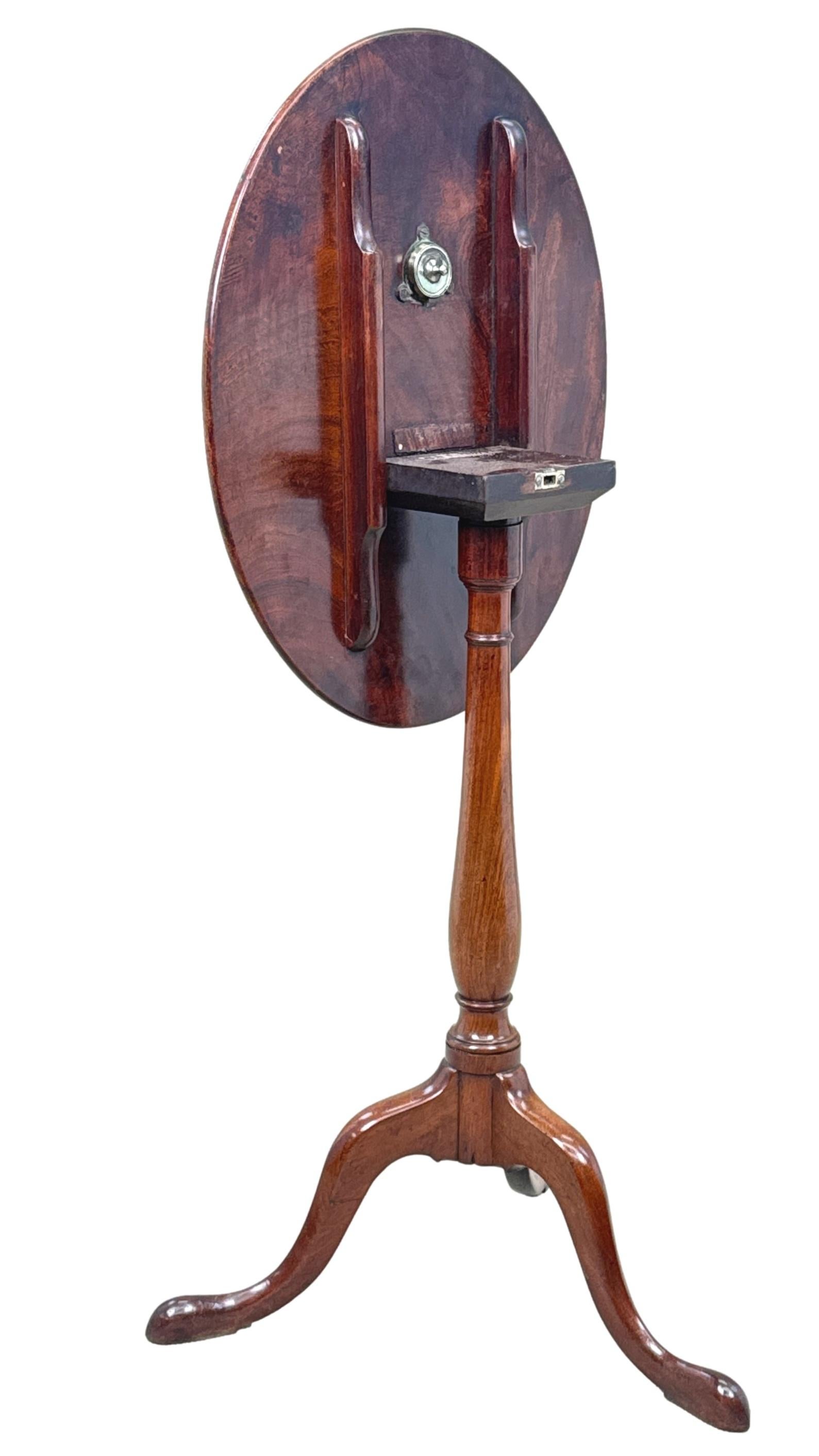 Georgian 18th Century Oval Mahogany Wine Table In Good Condition For Sale In Bedfordshire, GB