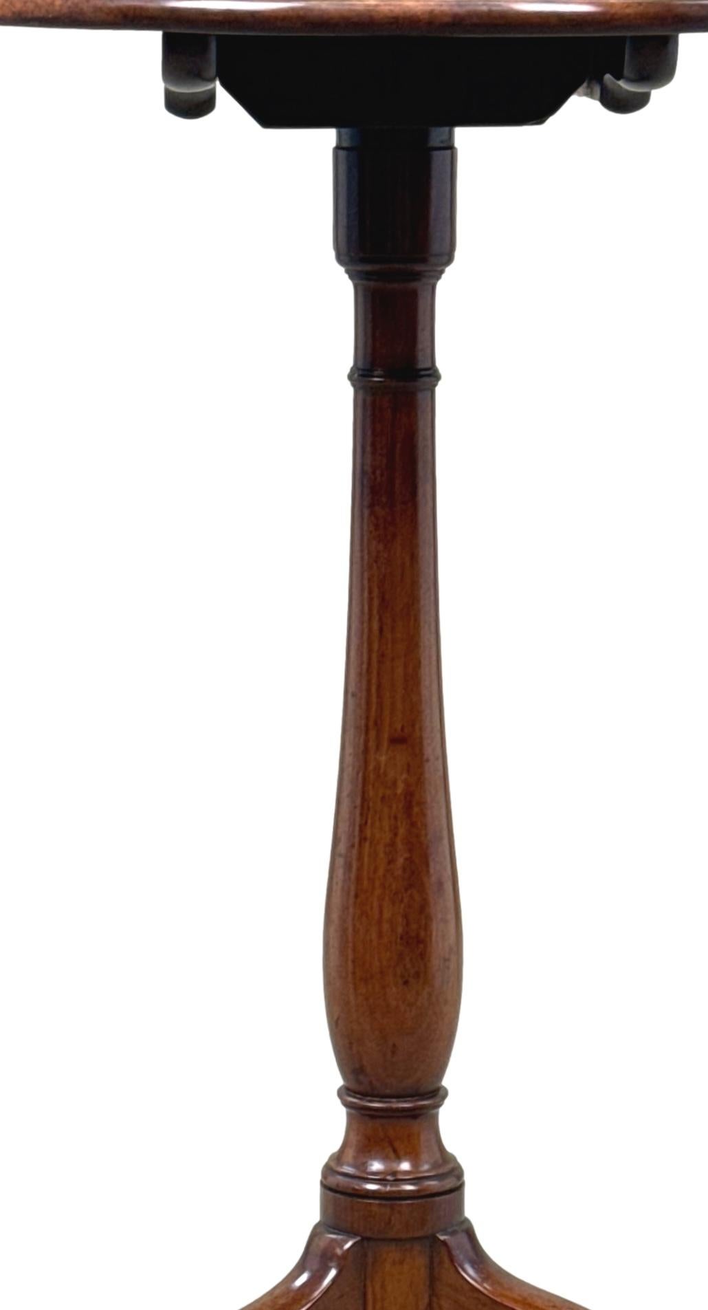 Georgian 18th Century Oval Mahogany Wine Table For Sale 1
