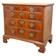 Georgian 18th Century Walnut Chest Of Drawers
