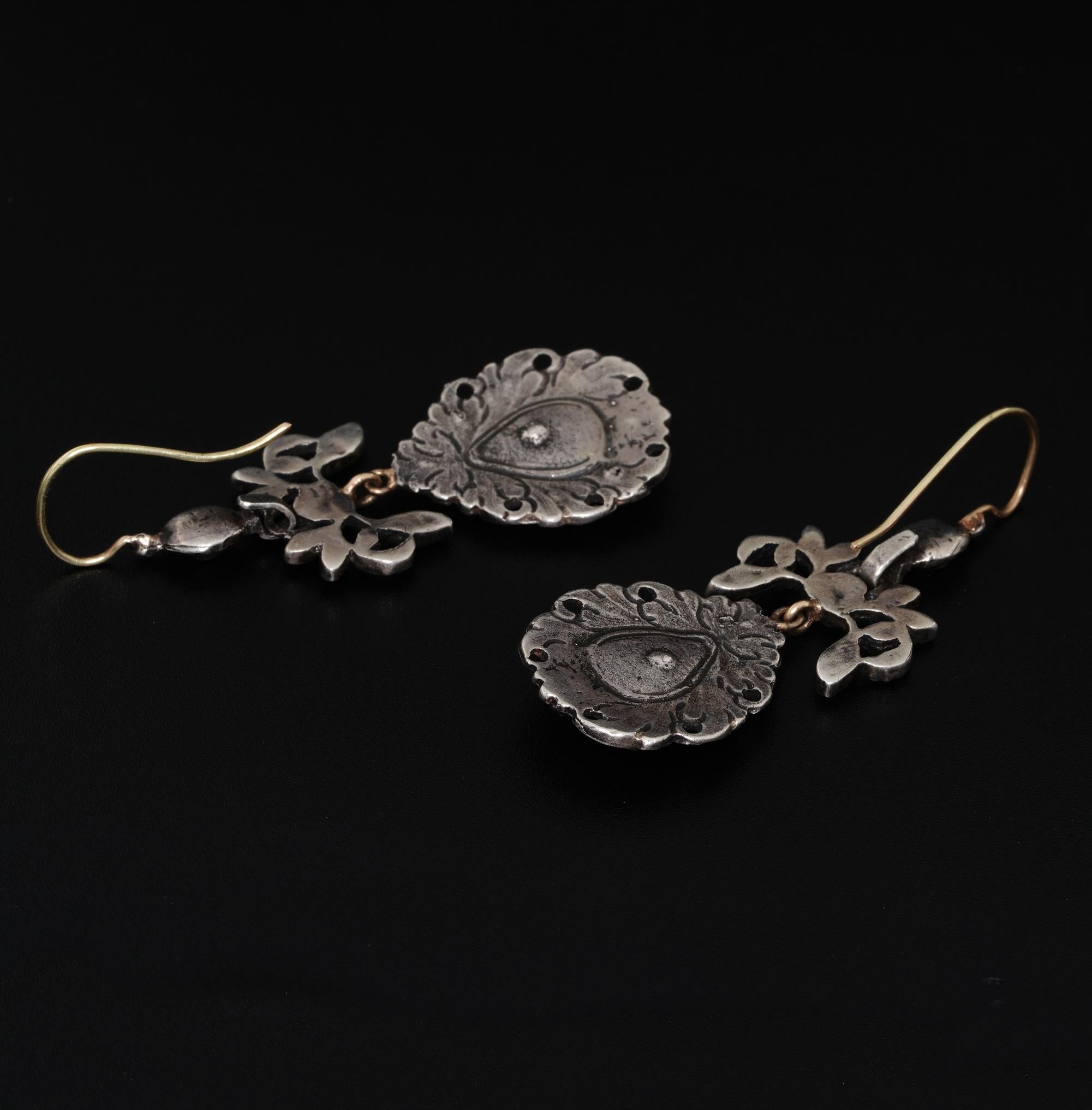 Georgianische Girandolen-Tropfen-Ohrringe mit 2,20 Karat Diamant im Rosenschliff 1790 im Angebot 3