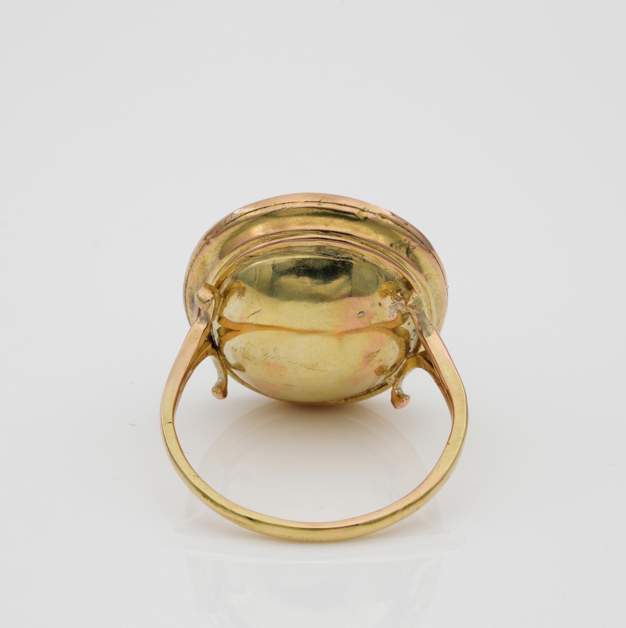 Georgian 24.00 Ct Citrine Coat of Arms Seal Ring 3