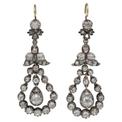 Boucles d'oreilles pendantes géorgiennes en diamant de 5,50 CT