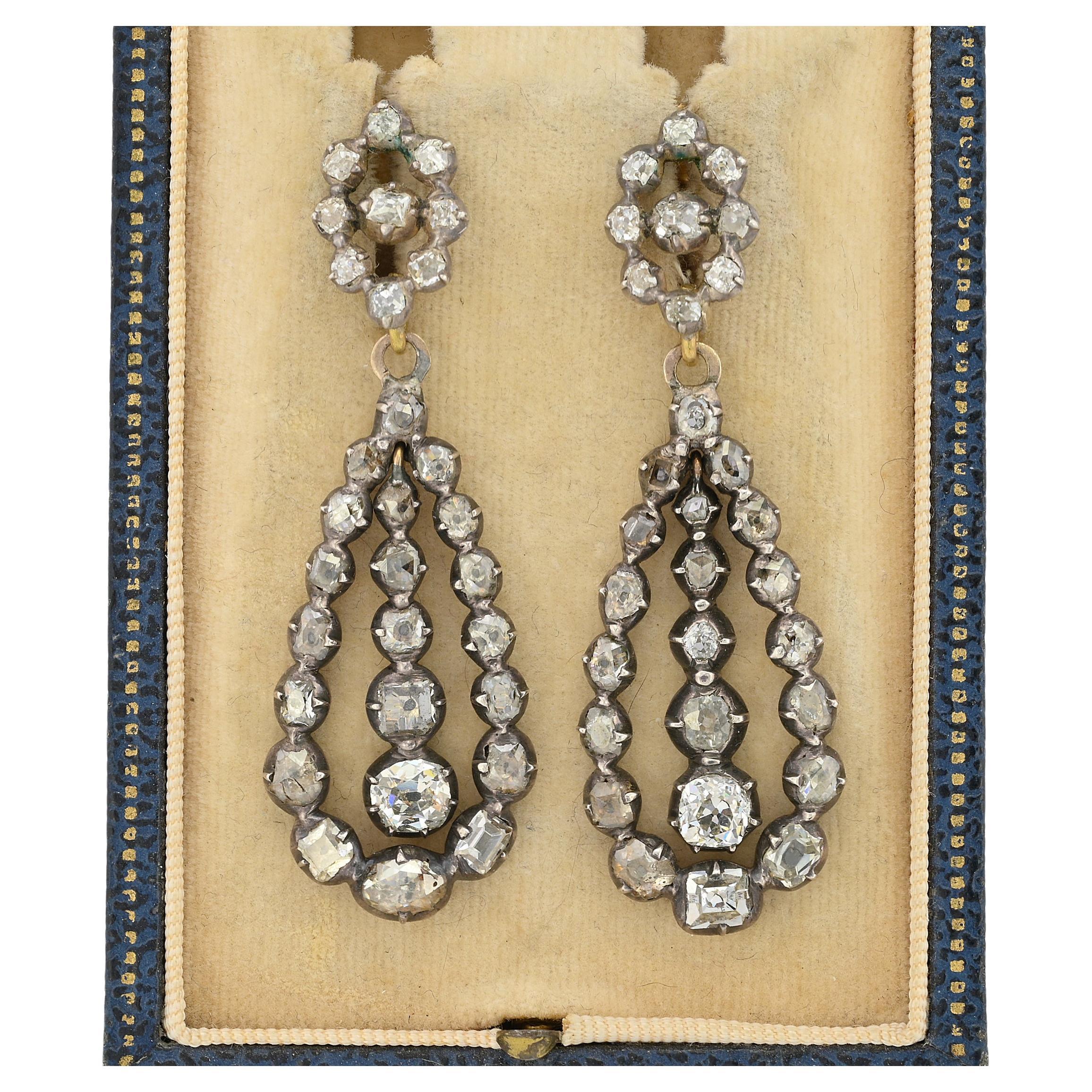 Georgianische 7,40 Karat Diamant-Nachttage-Ohrringe mit tropfenförmigem Tropfen im Angebot