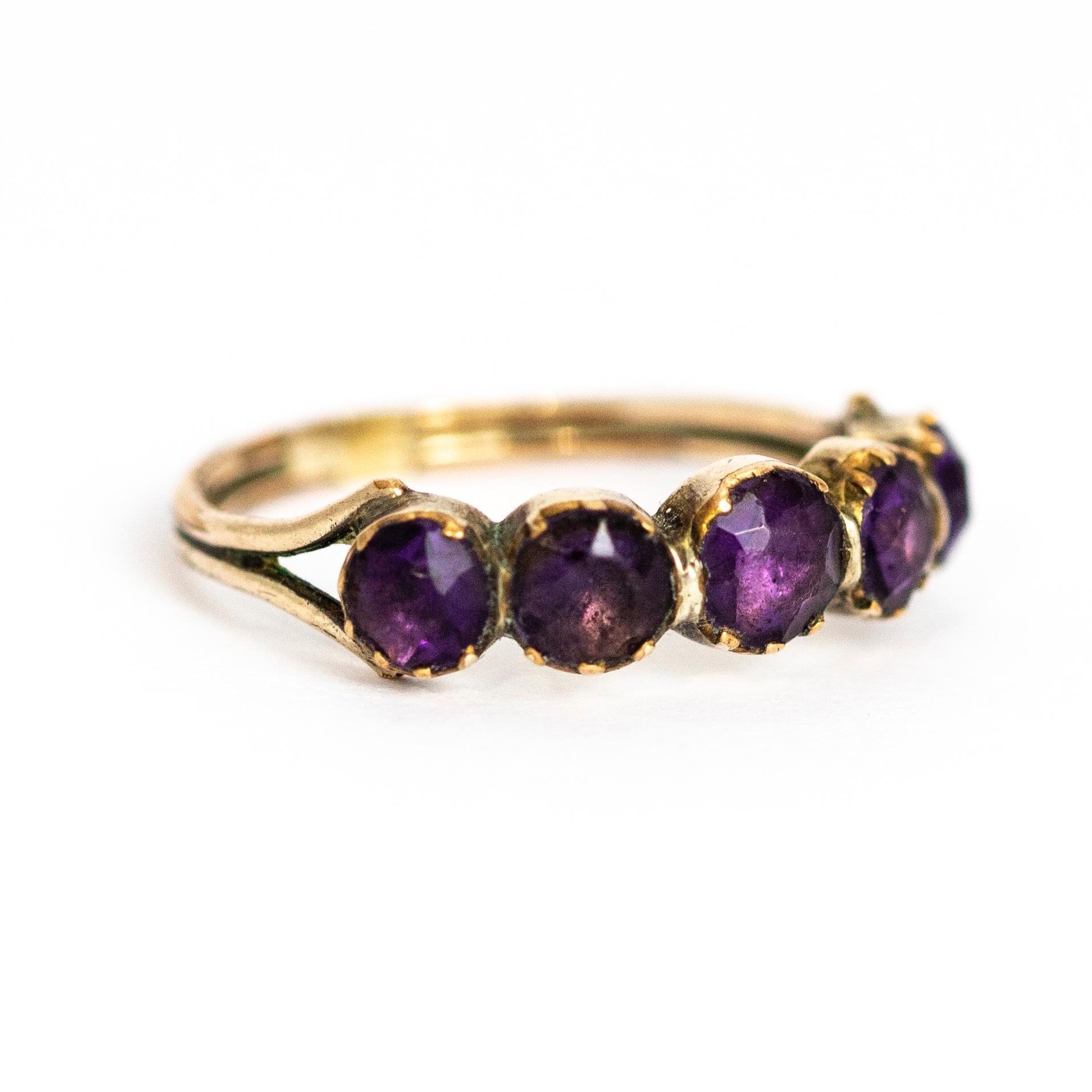 Georgian 9 Karat Gold Amethyst Five-Stone Ring In Fair Condition In Chipping Campden, GB