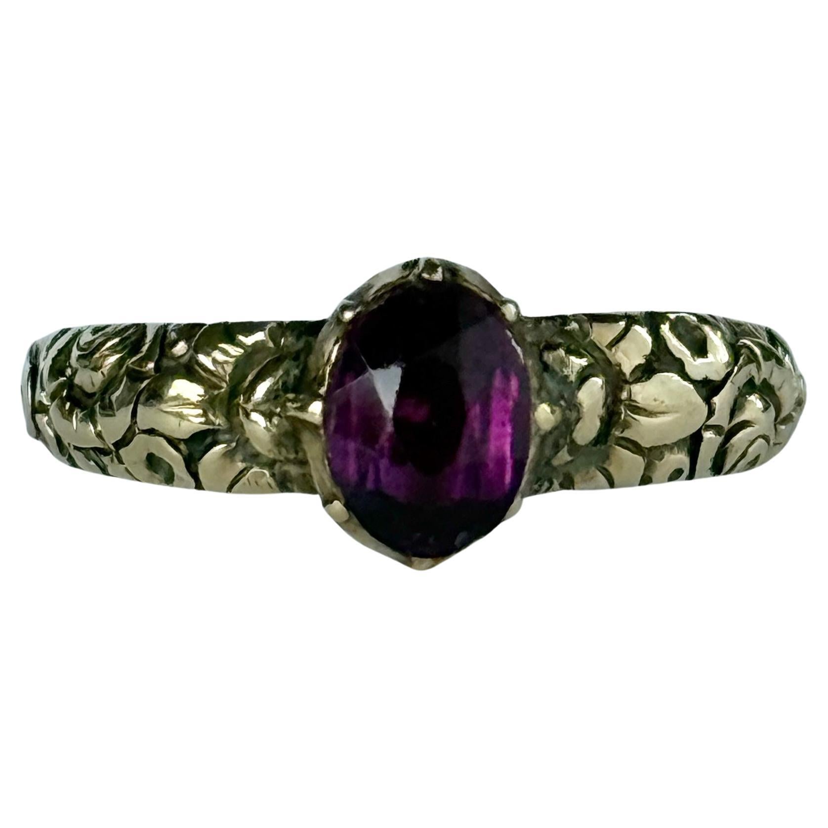 Bague solitaire en améthyste géorgienne et or 9 carats en vente