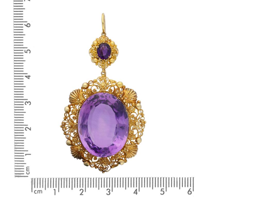 Georgian Amethyst and Gold Cannetille Earrings, circa 1820 In Good Condition In London, GB