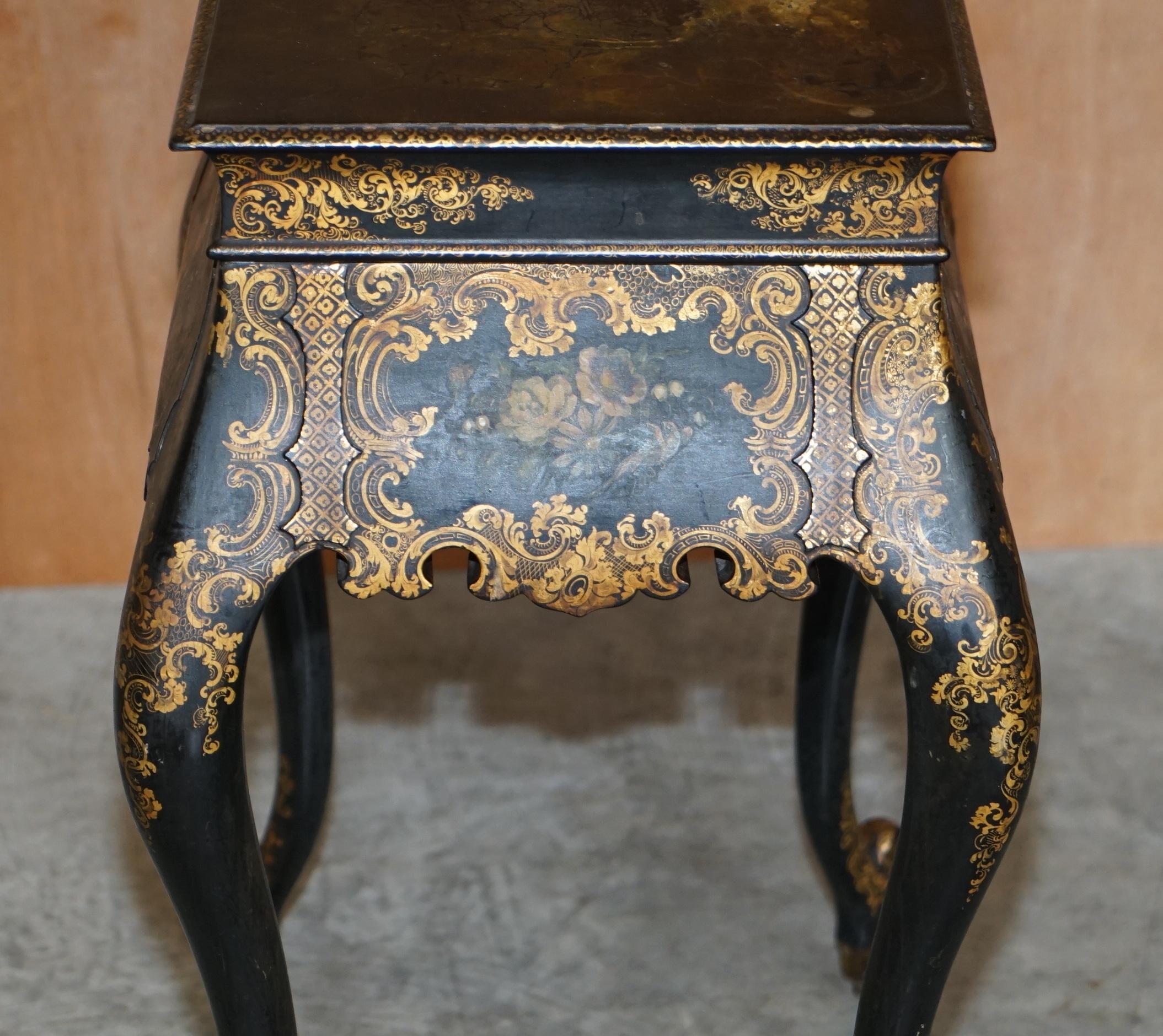 Georgian Antique circa 1800 George III Chinese Lacquer & Gold Gilt Work Table For Sale 6