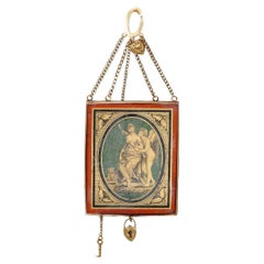 Pendentif d'amour en églomisé géorgien antique avec Cupidon, or 18k