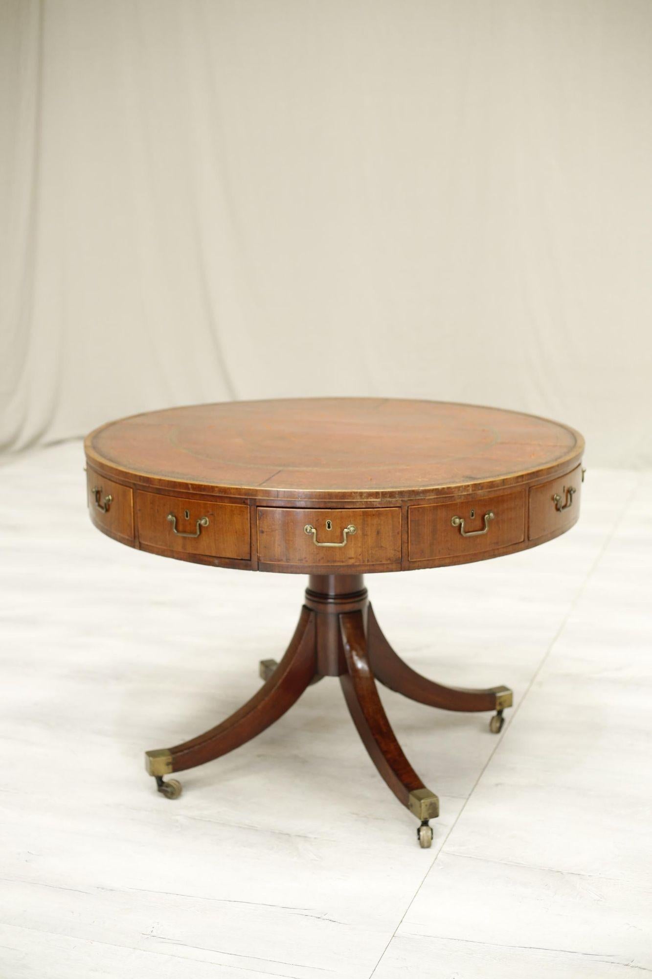 Georgian Antique Leather Topped Rent Table In Good Condition In Malton, GB