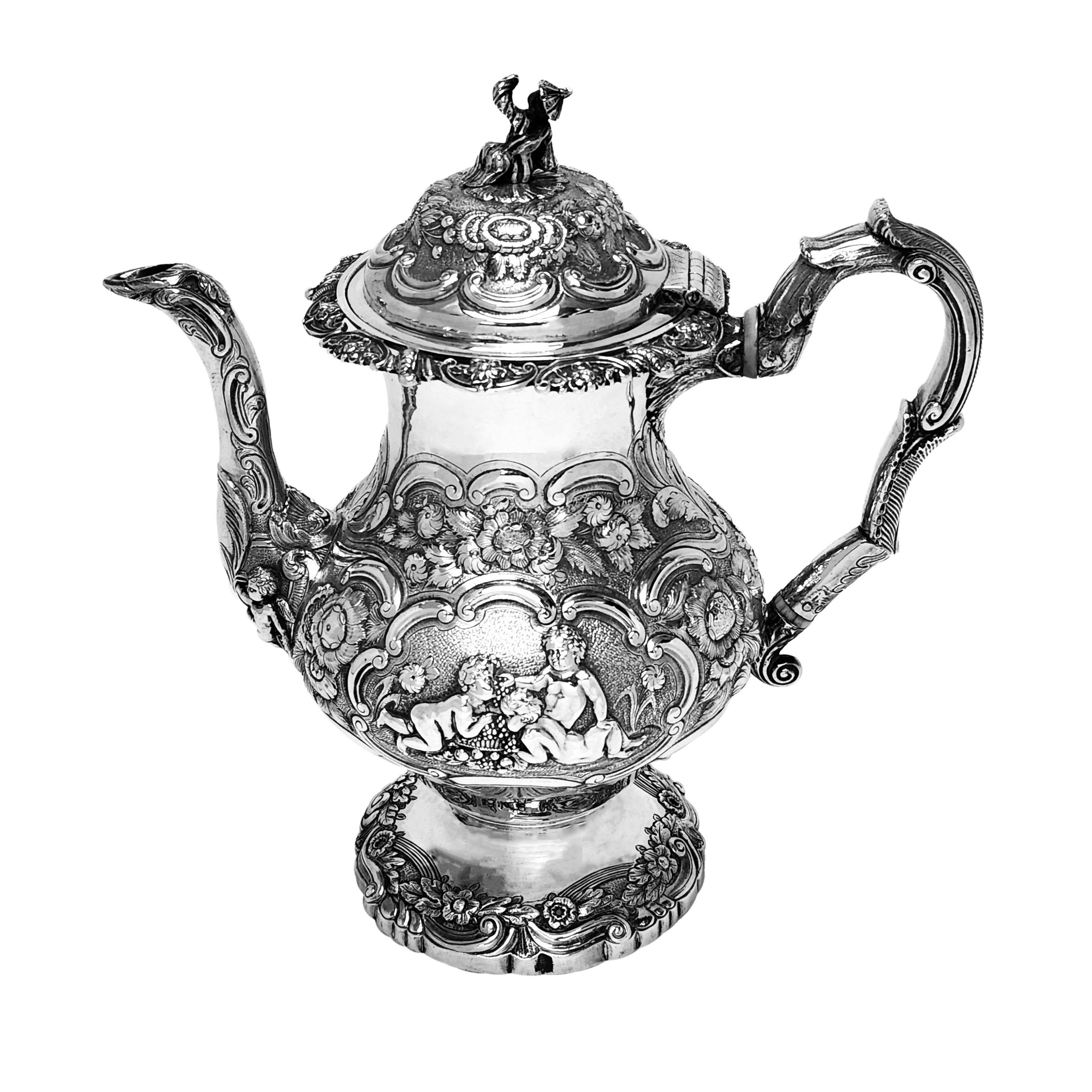 Georgian Antique Silver 4 Piece Tea & Coffee Set 1824 Teapot Coffee Pot In Good Condition For Sale In London, GB