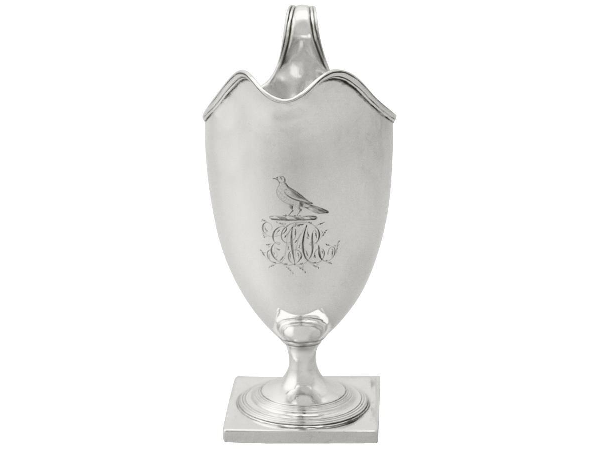 Georgisches Sterling Silber Sahnekännchen / Creamer (Englisch) im Angebot