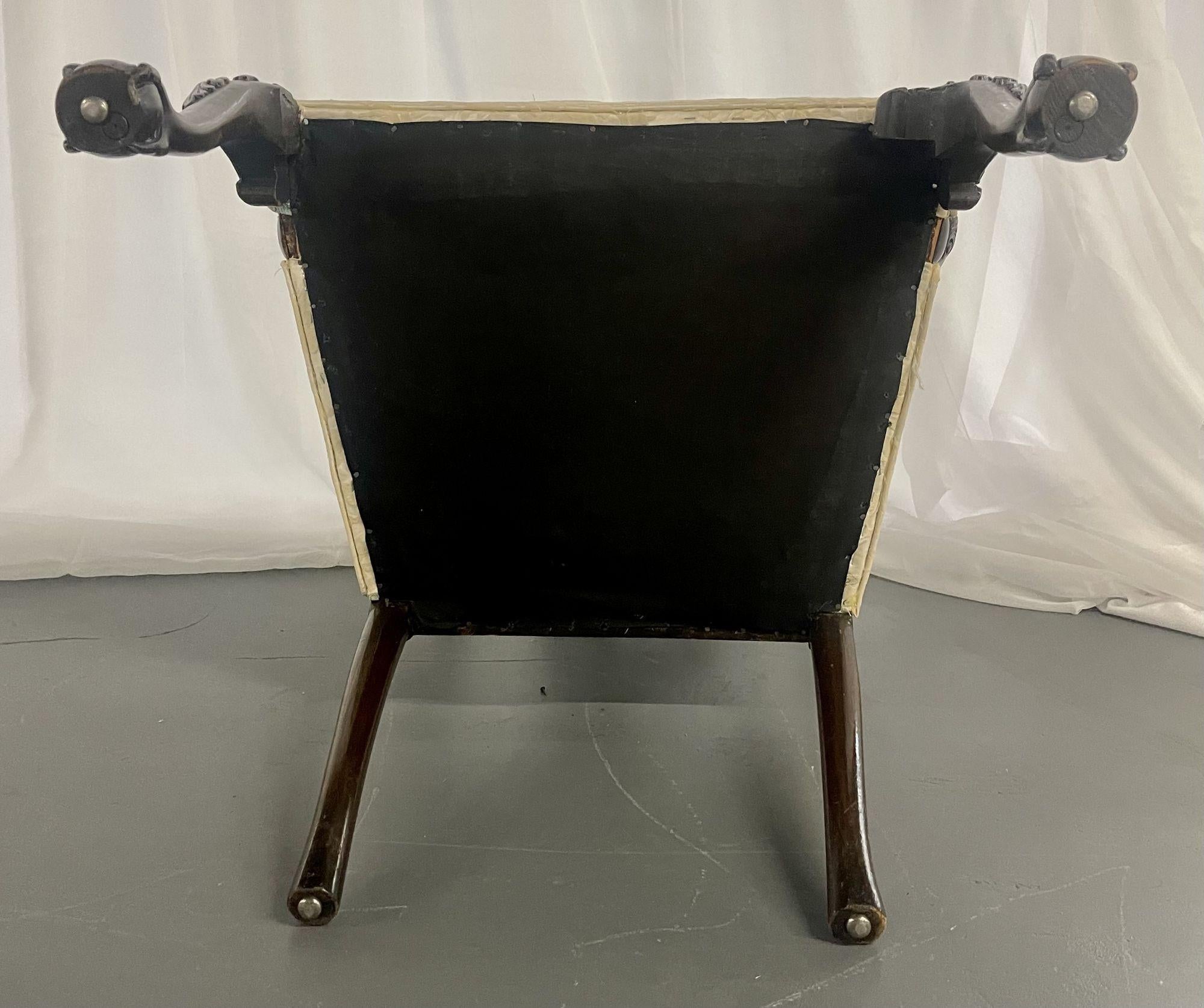 Fauteuil de bureau géorgien. Ball and Claw (Belle et griffe) en vente 4