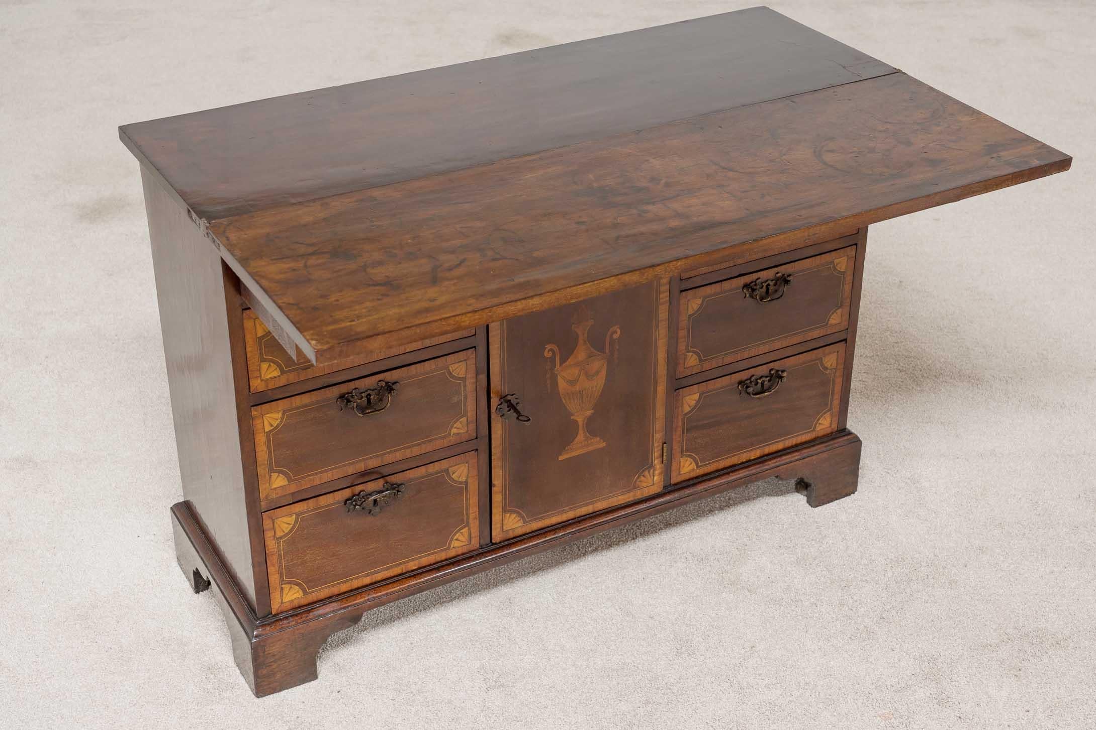 Early 19th Century Georgian Bachelors Chest Mahogany Inlay Bedside Cabinet 1820