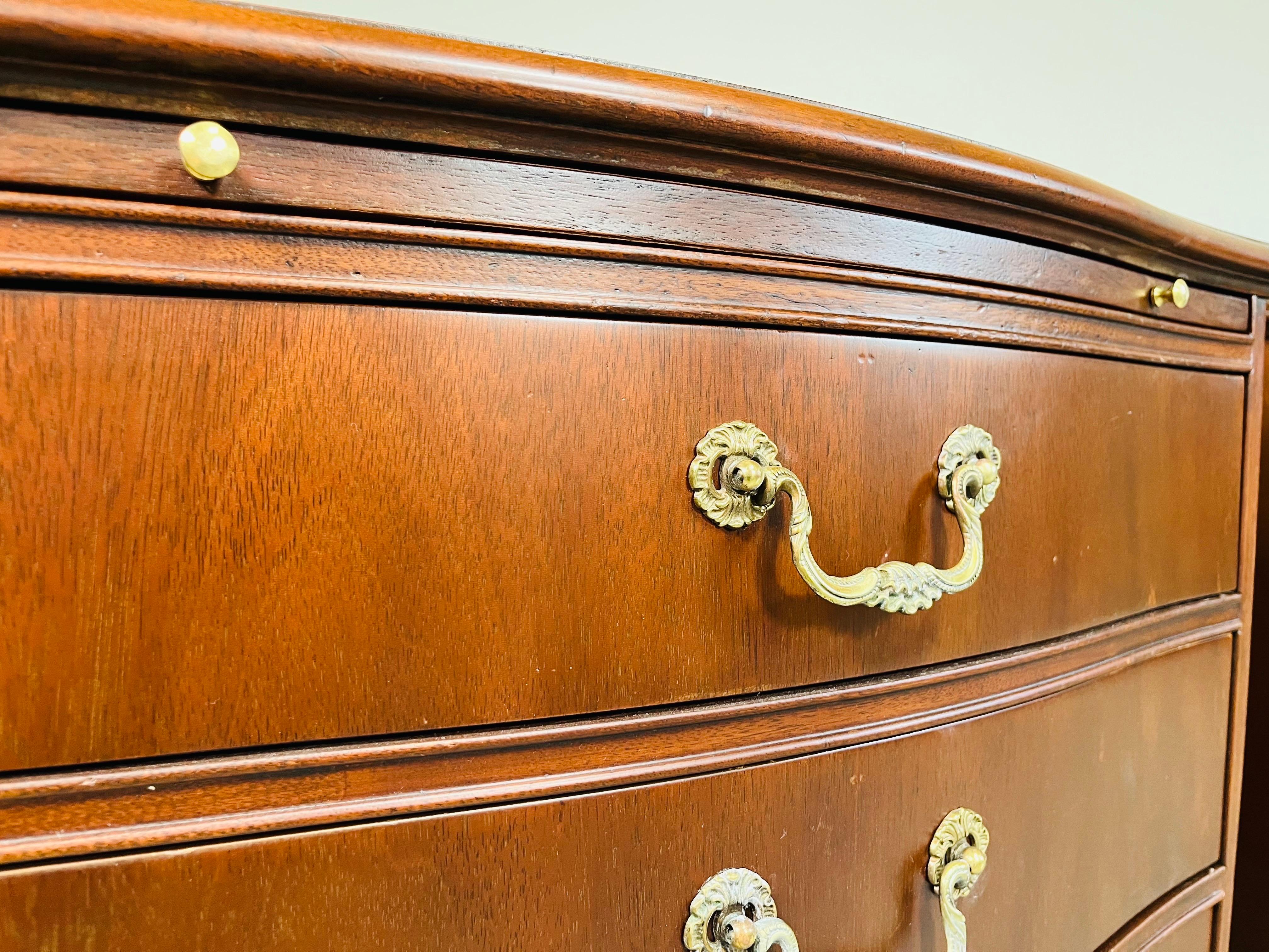 Chippendale Baker Furniture Mahogany & Brass Night-Stands In Excellent Condition In Southampton, NJ