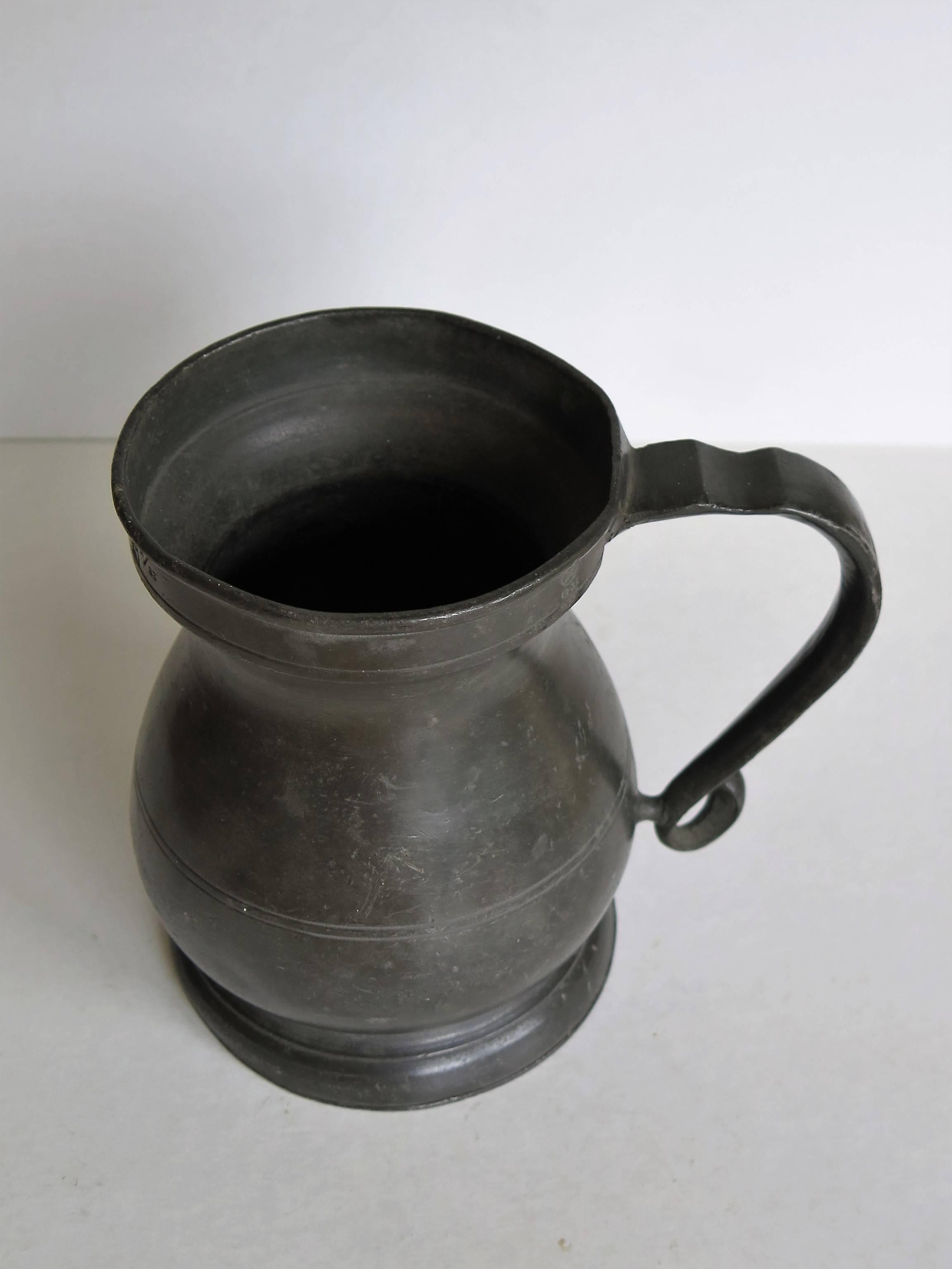 George 111rd Pewter Quart Tankard GR Stamped, English Circa 1760 In Good Condition In Lincoln, Lincolnshire