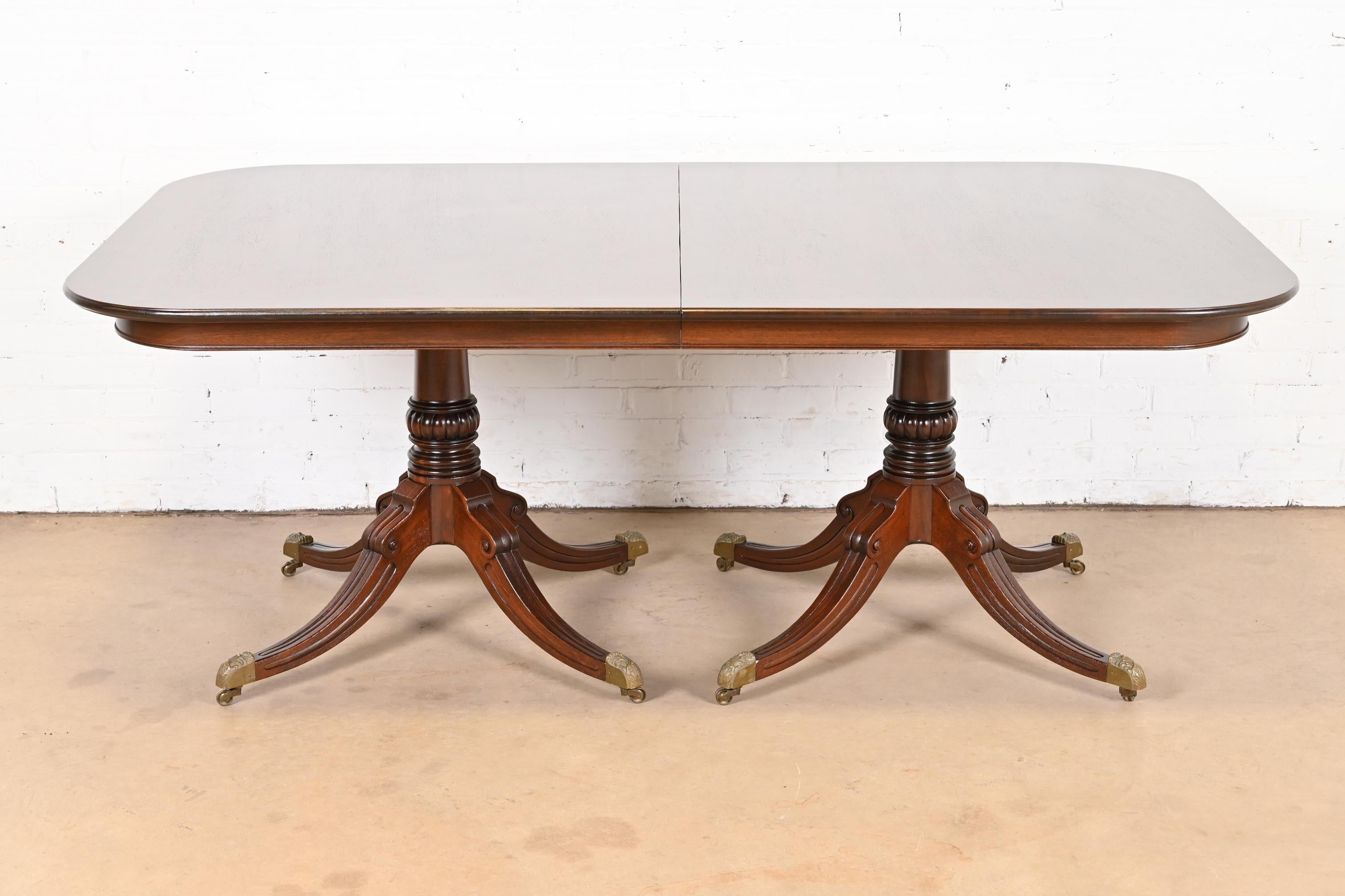 Georgian Banded Mahogany Double Pedestal Dining Table, Newly Refinished For Sale 6