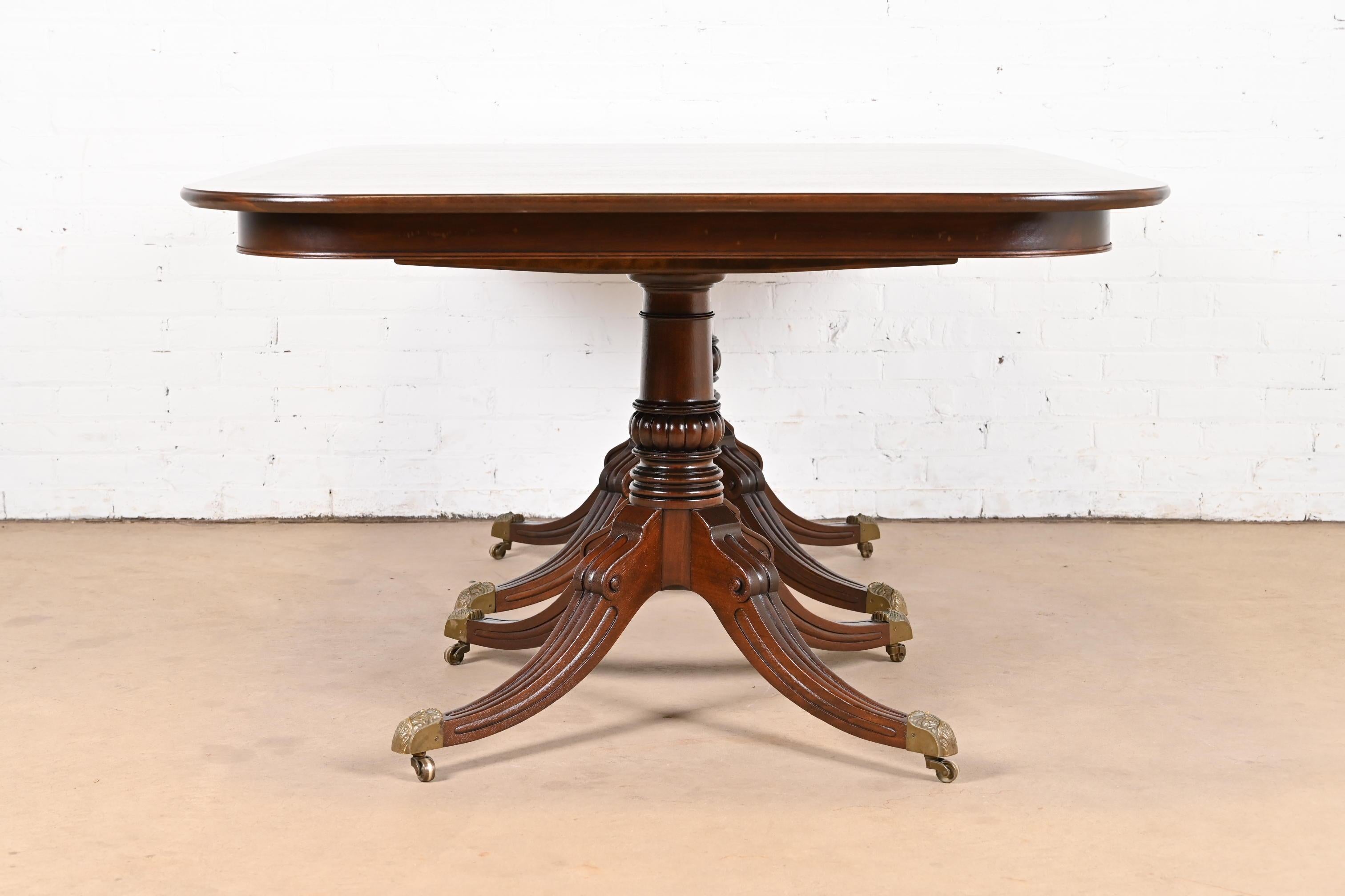 Georgian Banded Mahogany Double Pedestal Dining Table, Newly Refinished For Sale 12