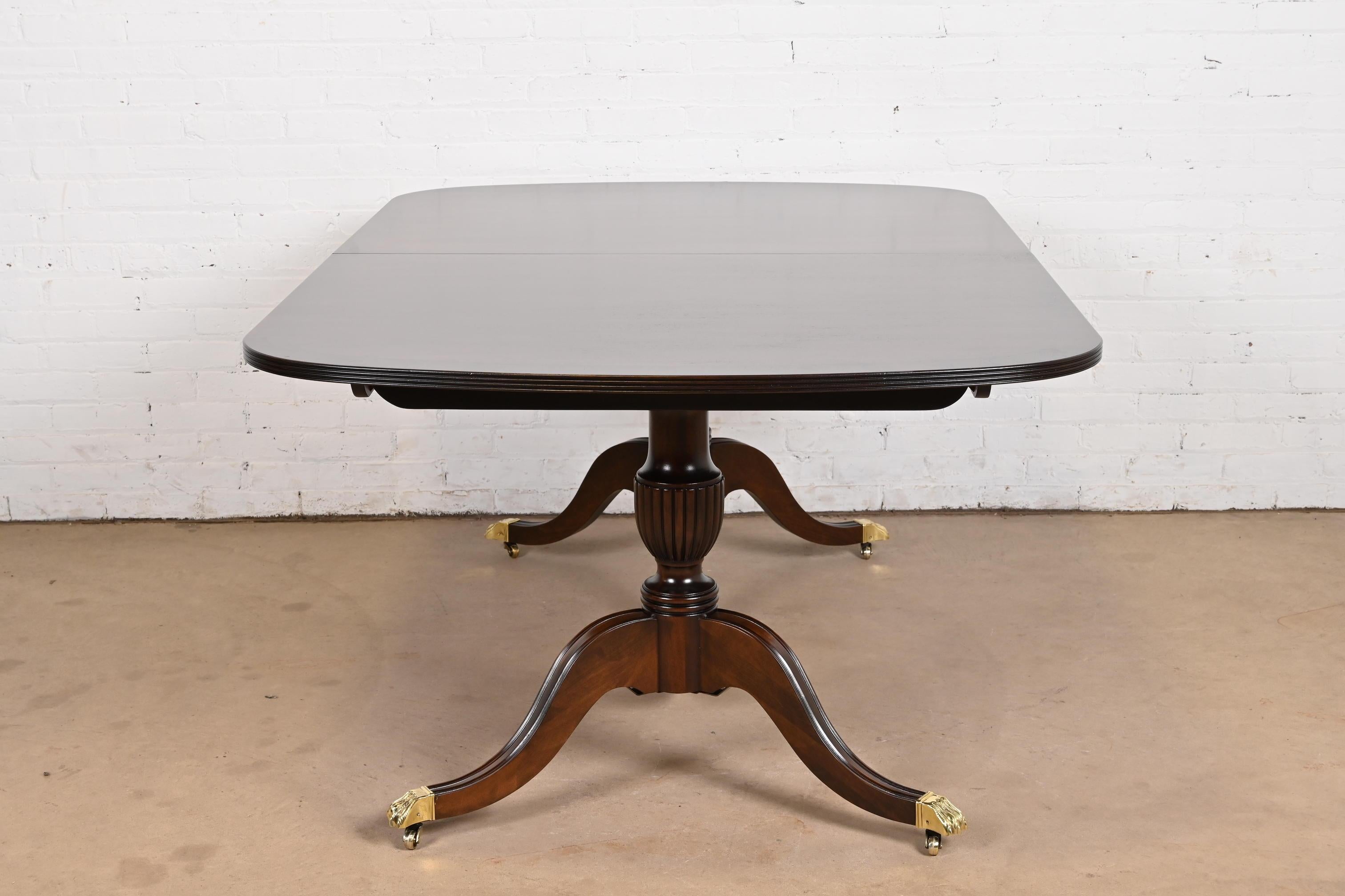Georgian Banded Mahogany Double Pedestal Extension Dining Table, Refinished 4