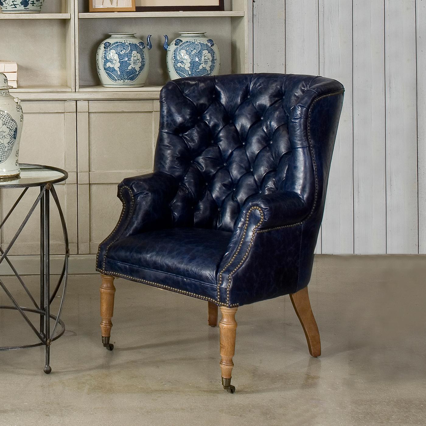 XXIe siècle et contemporain Fauteuil d'oreilles géorgien à dossier baril, bleu château en vente