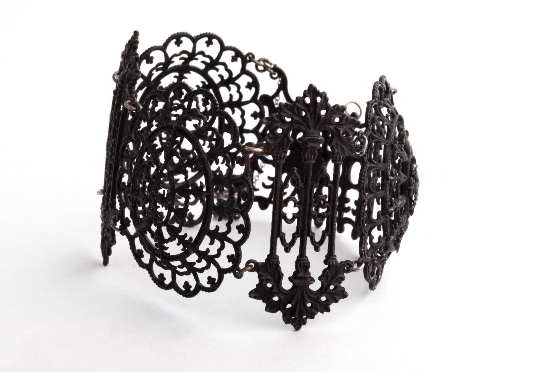 Georgian Berlin Iron Button Bracelet Gothic Design In Excellent Condition In Stamford, CT