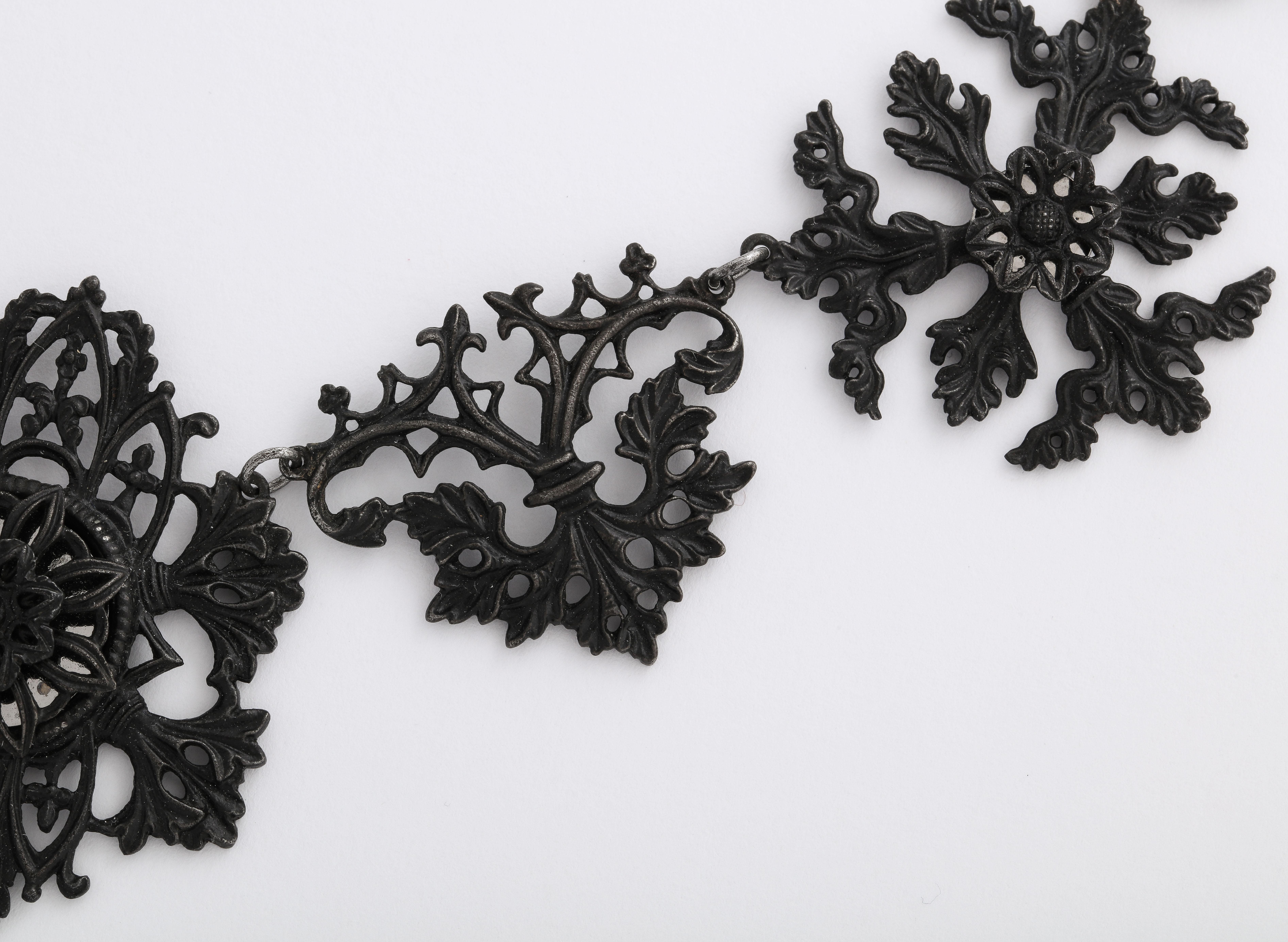Women's Georgian Berlin Iron Necklace c. 1800