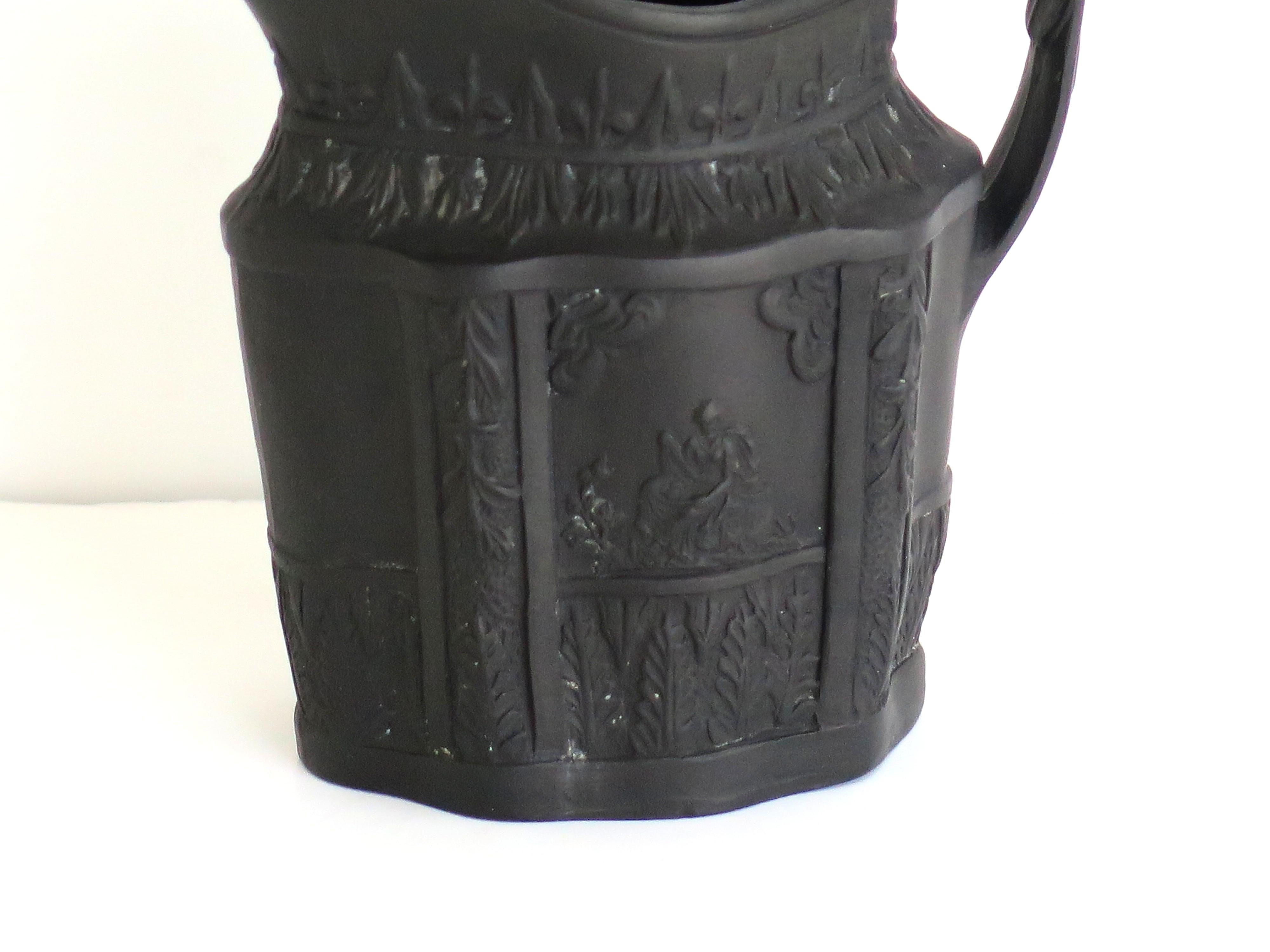 Georgianischer schwarzer Basaltkrug von Turner, Englisch um 1800 (Handgefertigt) im Angebot