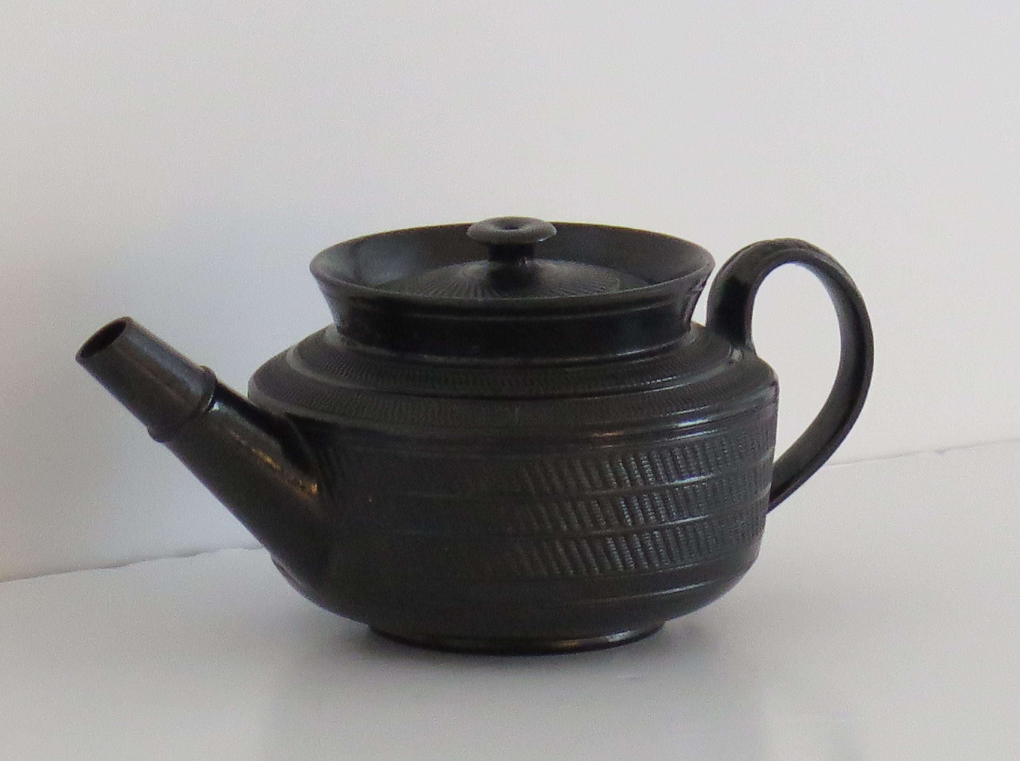 Hand-Crafted Georgian Black Basalt Teapot & Cover Engine Turned Decoration, English Ca 1825 For Sale