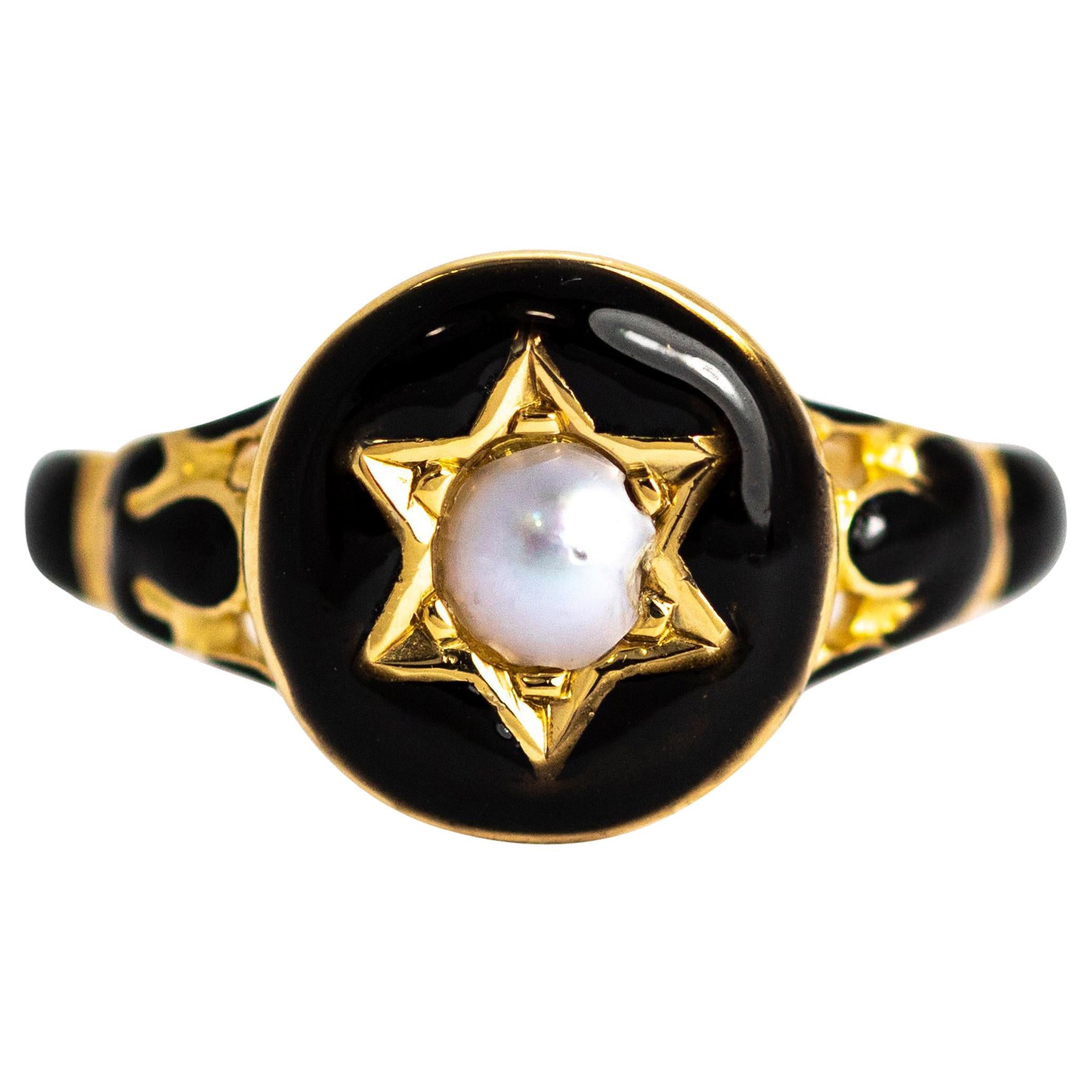 Victorian Black Enamel and Pearl 18 Carat Gold Locket Back Mourning Ring
