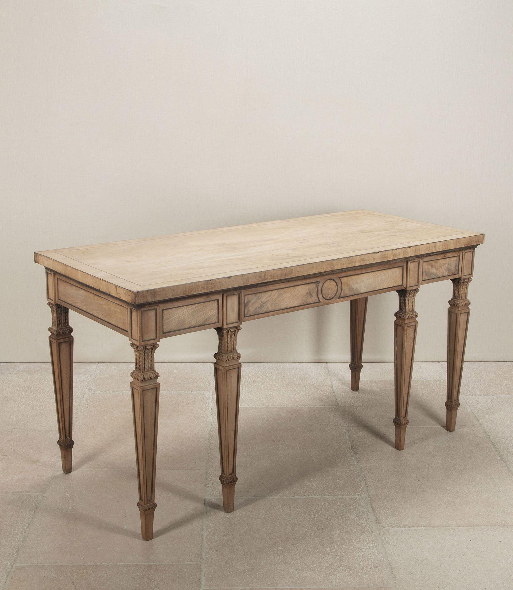 Consola Georgiana de Caoba Blanqueada Georgiano en venta