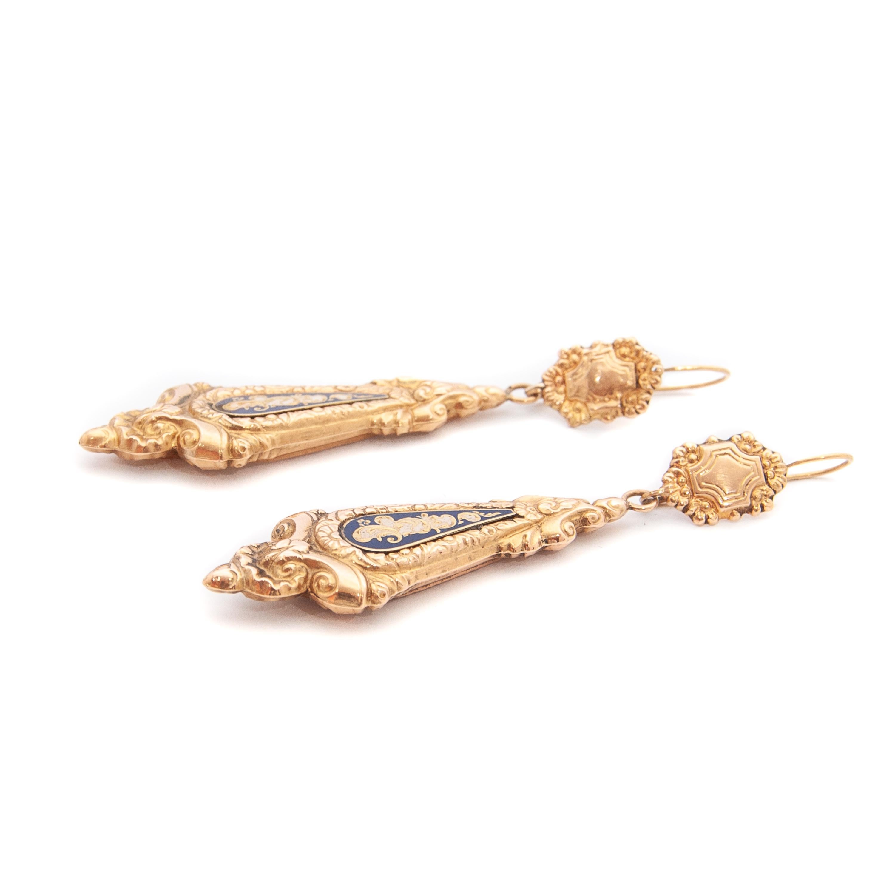 gold dangly earrings