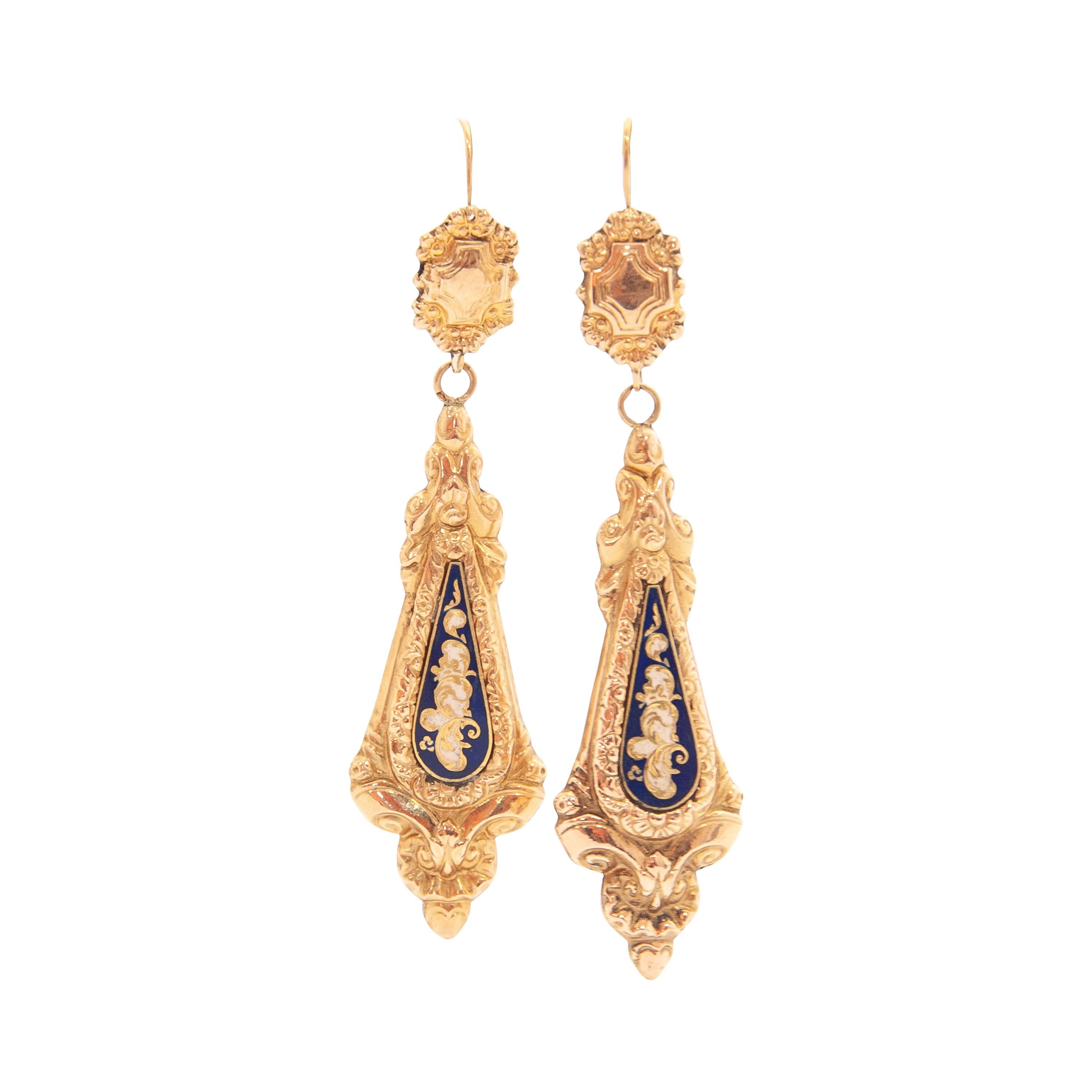Antique Georgian 14K Gold Enamel Repoussé Dangle Earrings For Sale