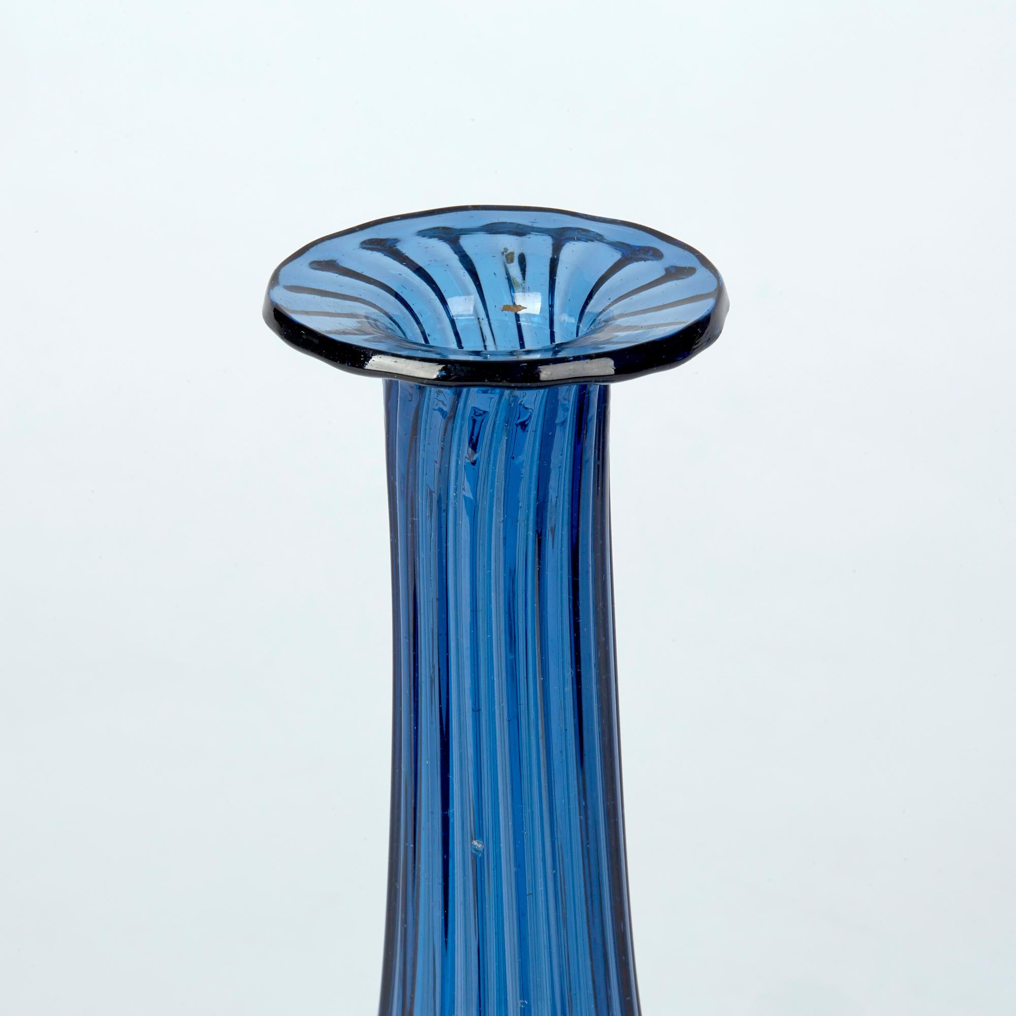 British Georgian Blue Glass Ribbed Design Decanter, circa 1820