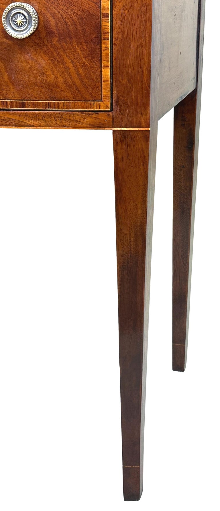 Bowfront Mahogany Dressing Table For Sale at 1stDibs