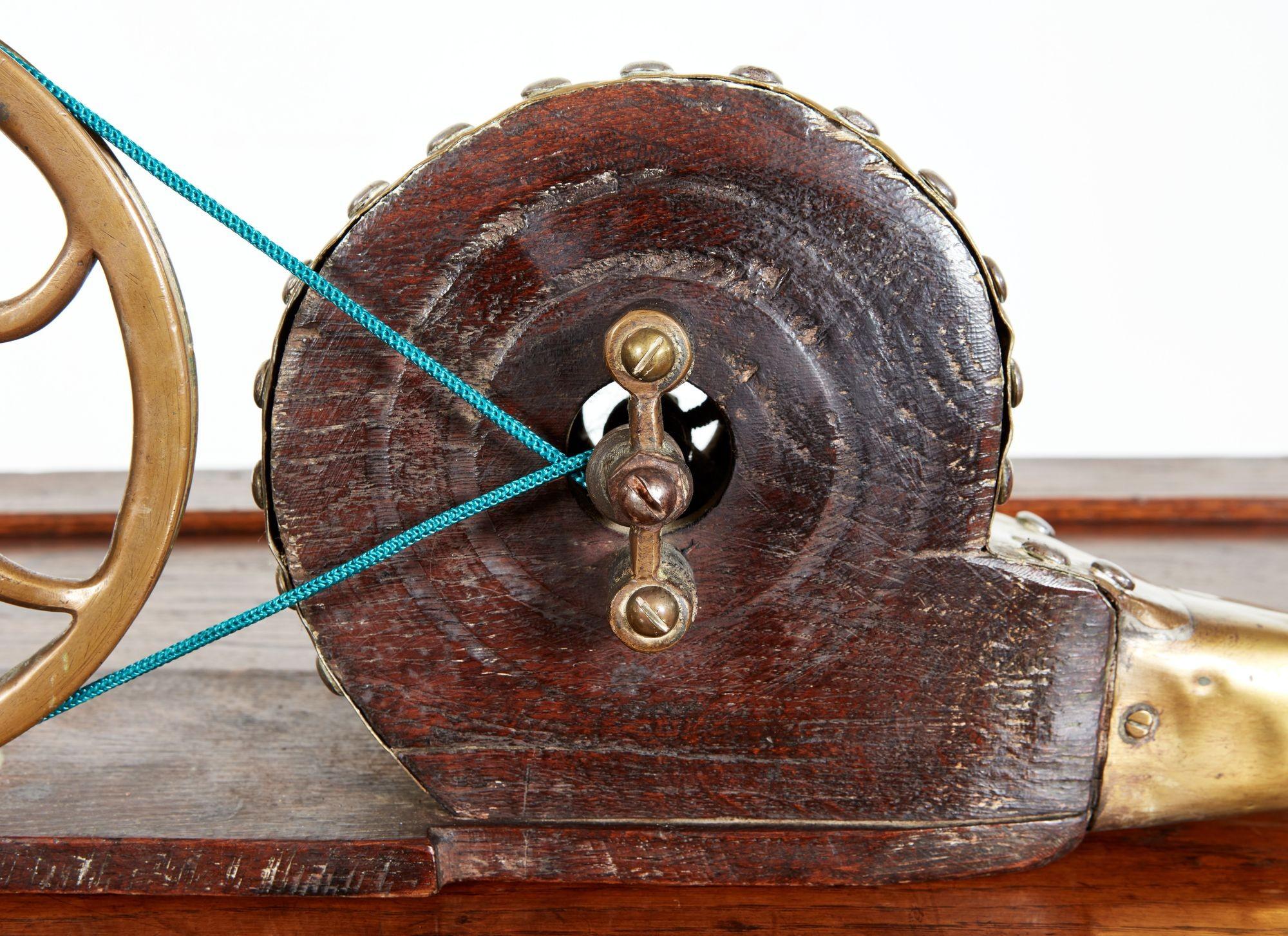 Georgian Brass and Mahogany Mechanical Bellows For Sale 2