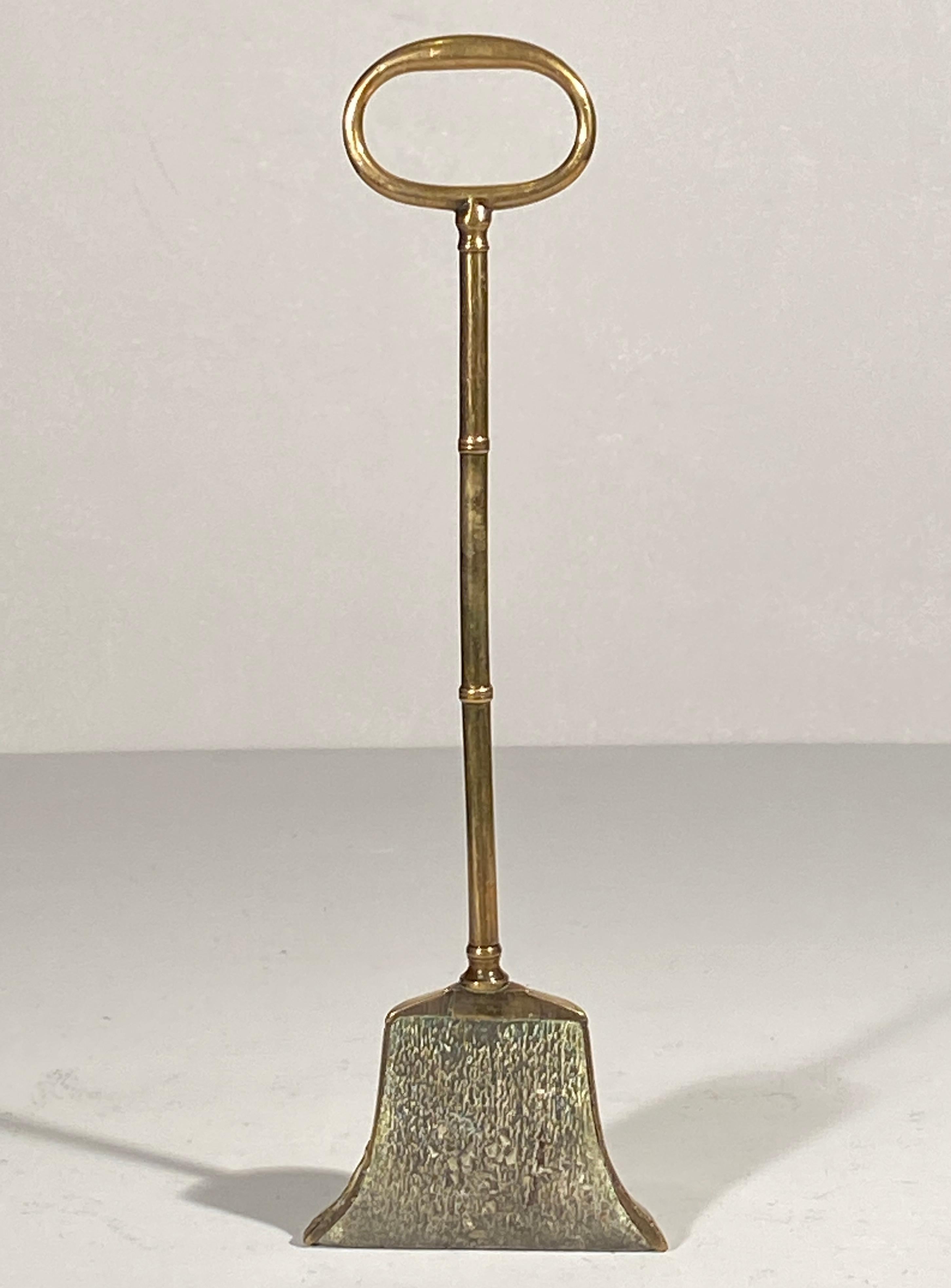 Georgian Brass Bell Shaped Door Stop Door Porter 18th Century For Sale 2