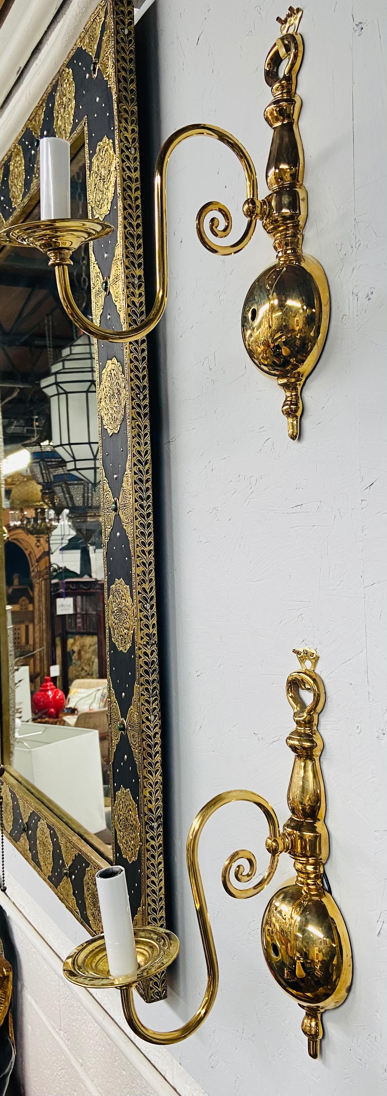 Georgian Brass Wall Sconce, a Pair For Sale 5