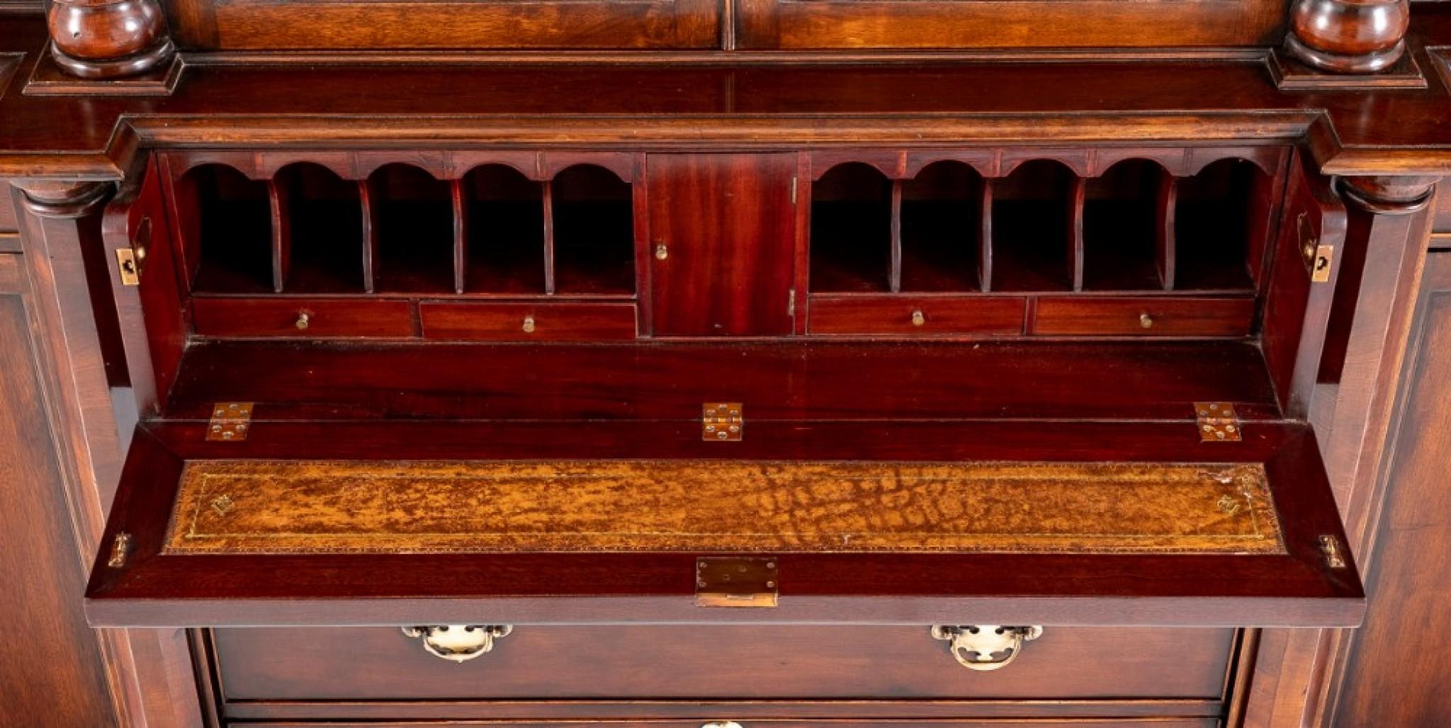 Georgian Breakfront Bookcase Mahogany Revival, 1880 1