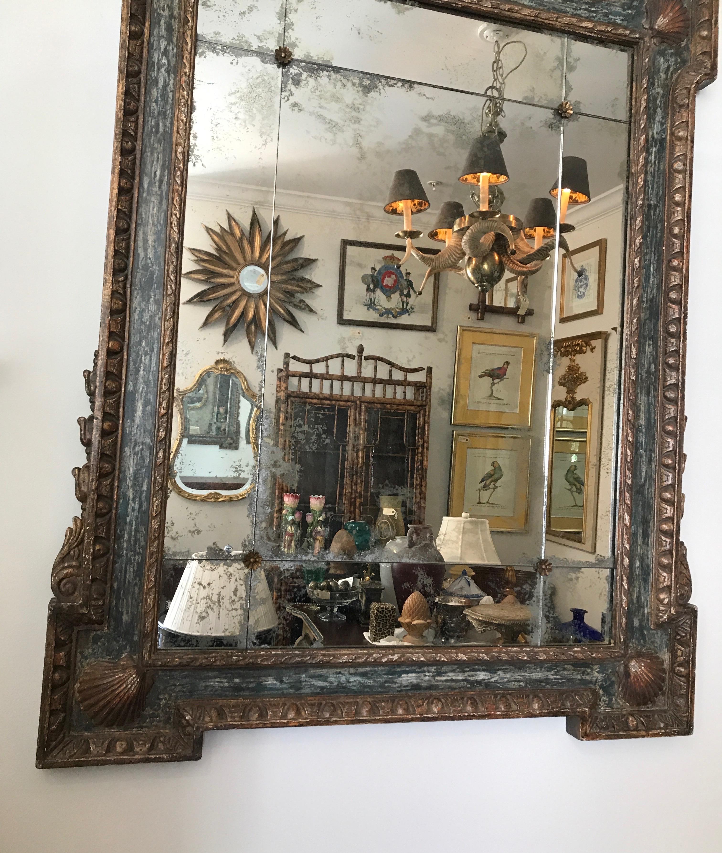 Georgian Broken Pediment Mirror by Dennis & Leen In Good Condition In West Palm Beach, FL