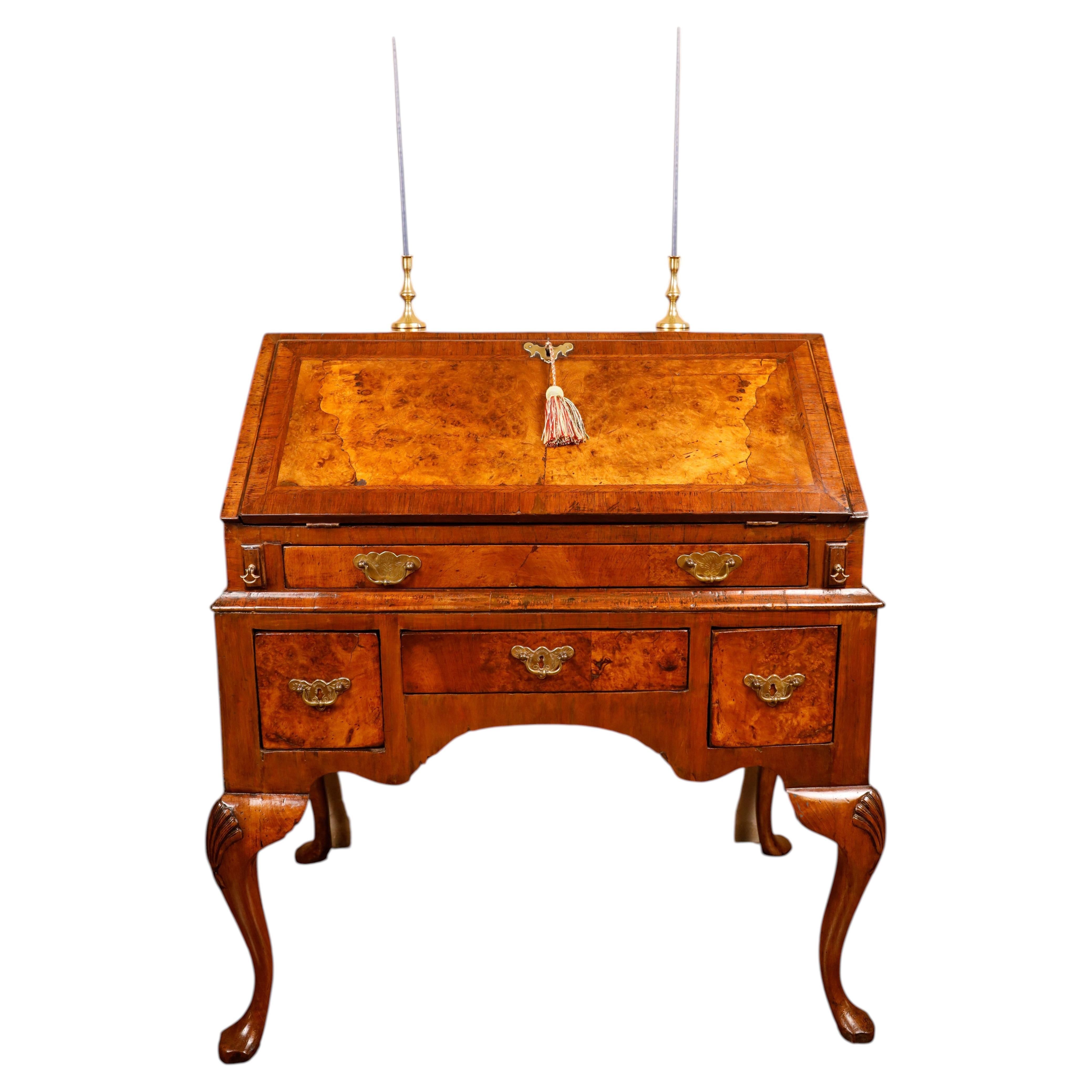 Mesa Georgiana de Nogal Burl