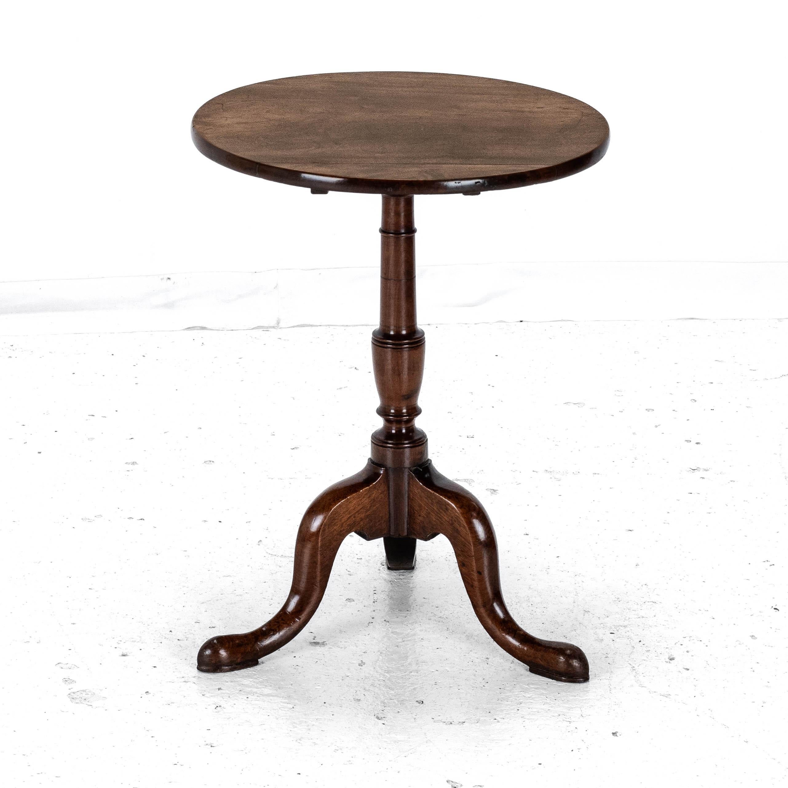 Mesa de Vino Trípode Georgiana de Caoba del S.XVIII (George III Flip Top Side Occasional) en Bueno Estado en Leeds, GB